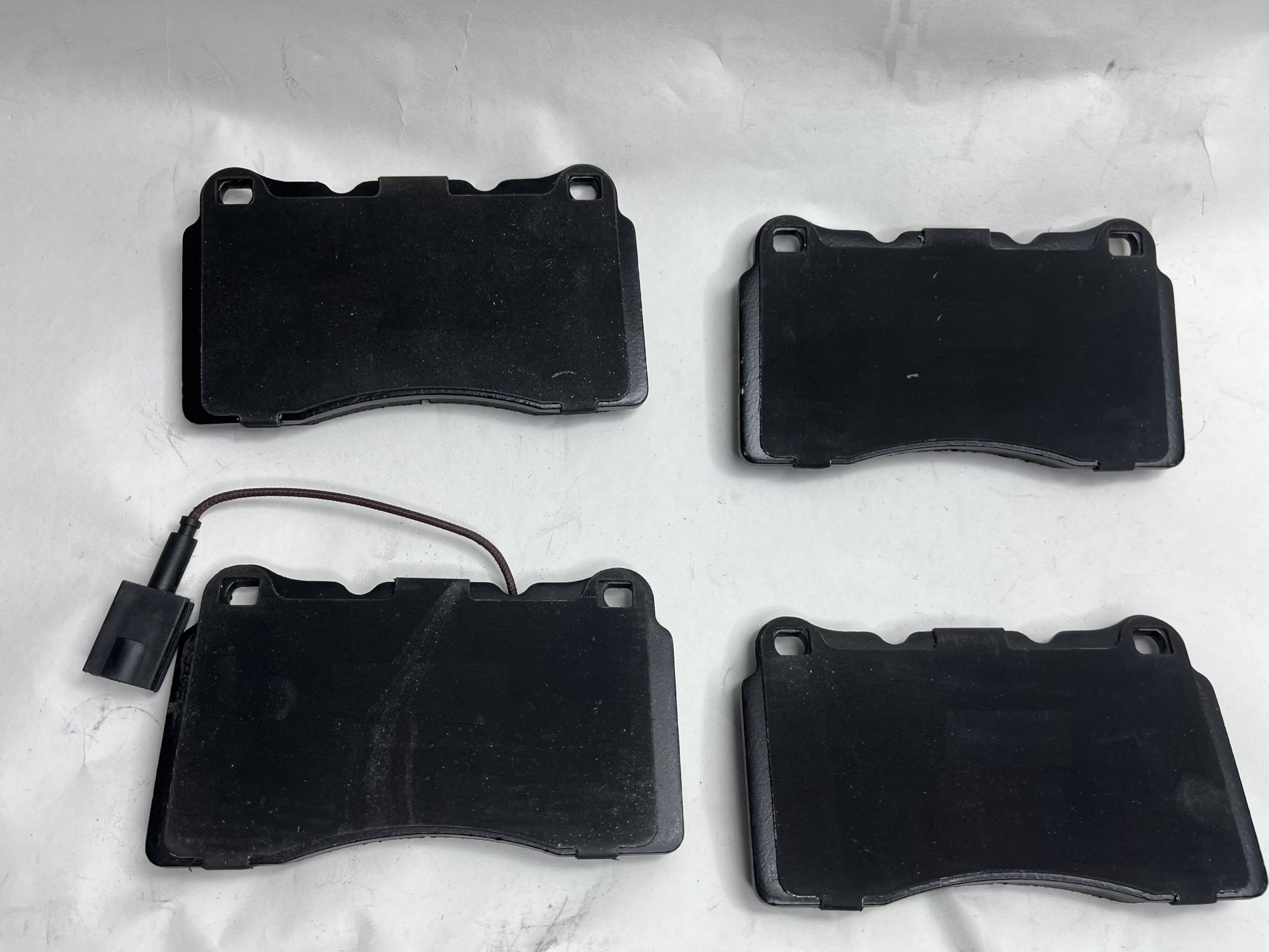 402-439 1/43 マセラティ Quattroporte GTS 🚚Maserati Quattroporte Gts Front & Rear Brake Pads Set