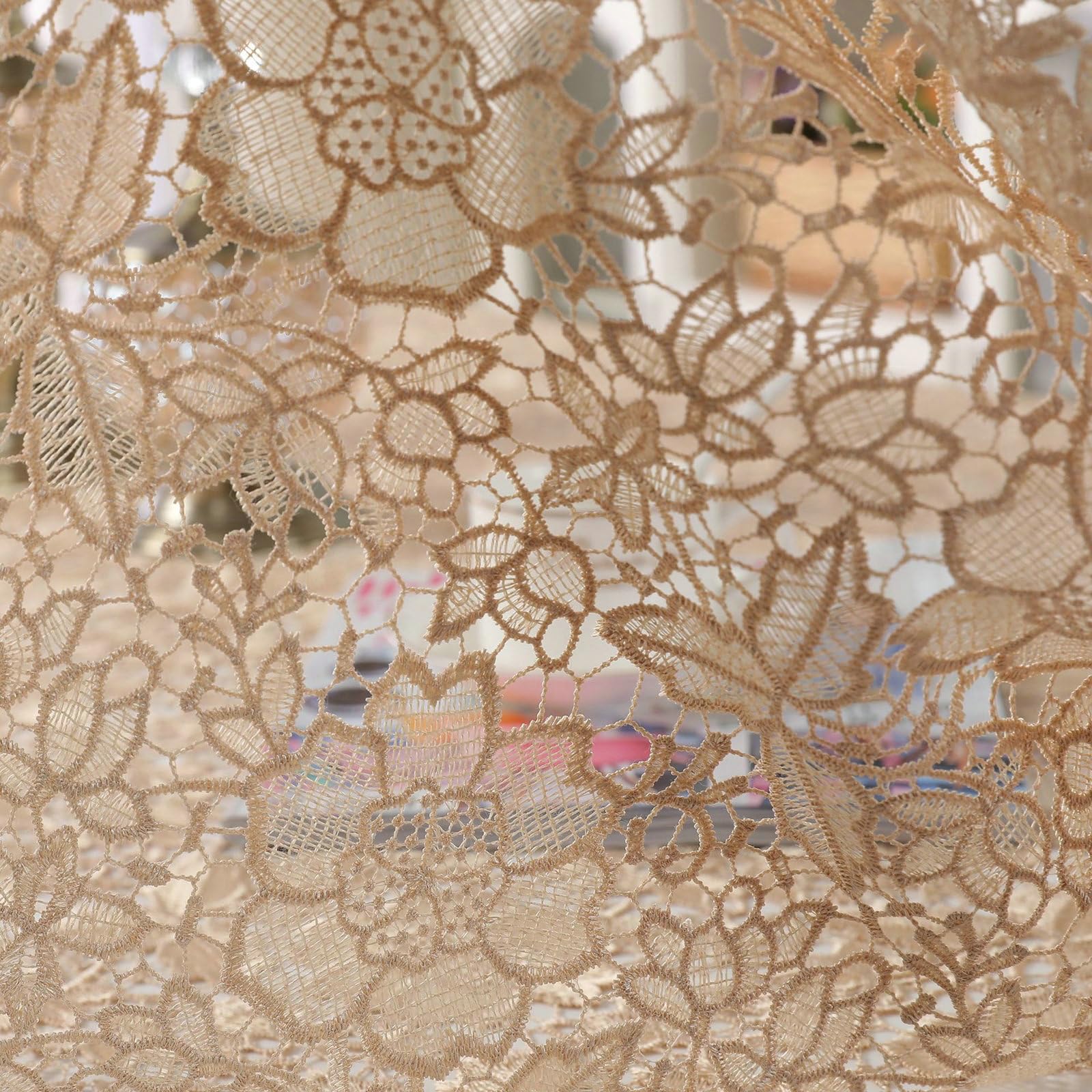 Kwadratowy obrus kwiatowy wodoodporny khaki 130 x 130 cm