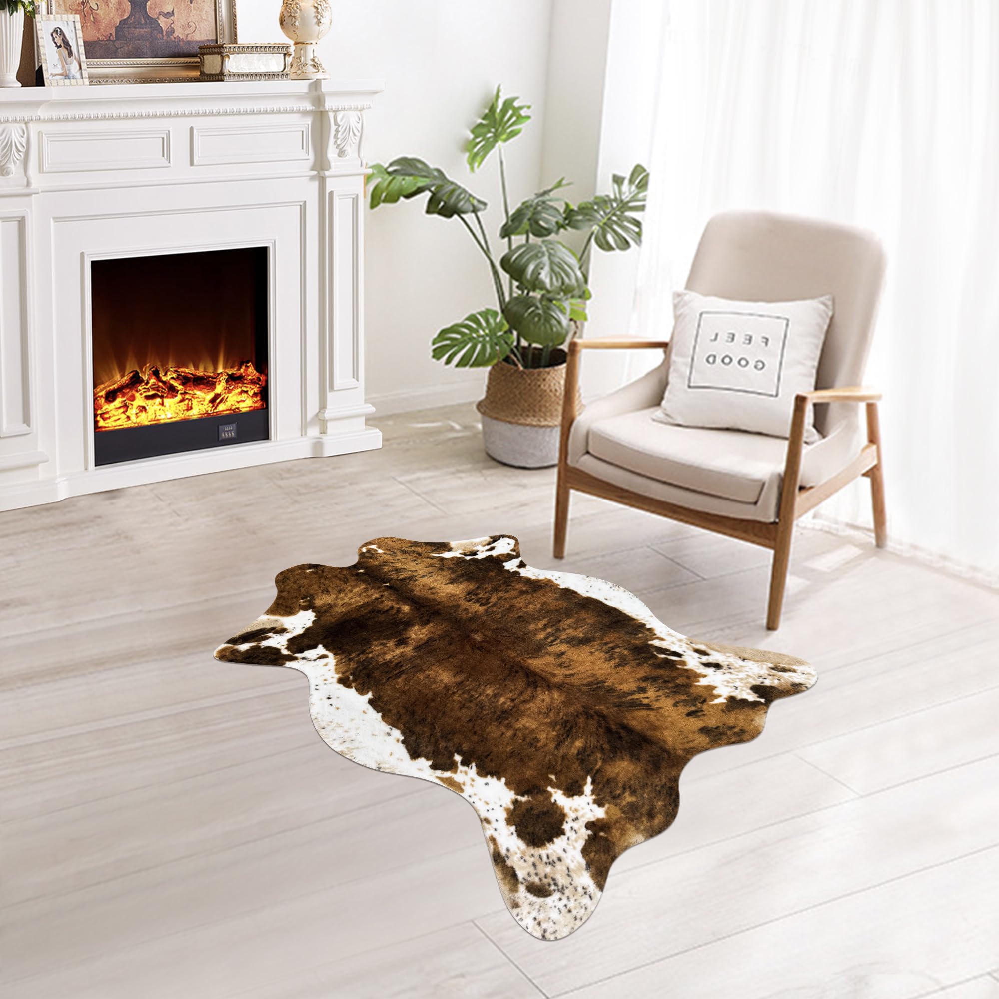 Aoczes Small Faux Cowhide Rug Cow Carpet Mat Cow Print Area Rug 3.6′x2.46′ — image 1
