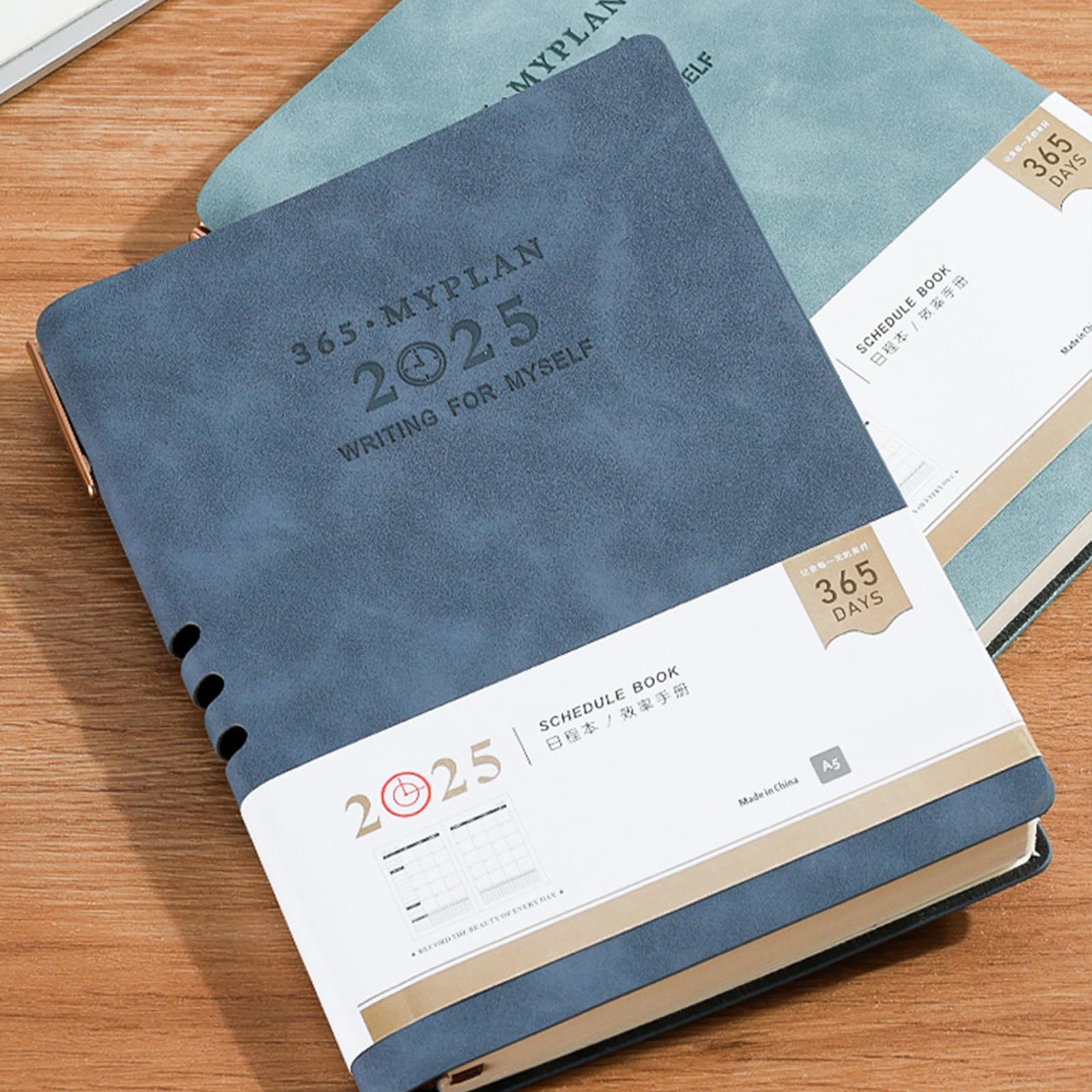 Agenda 2025 journalier hebdomadaire mensuel du 01 au 12 août - Page datée - Calendrier académique en cuir - Carnet ligné sur 12 mois