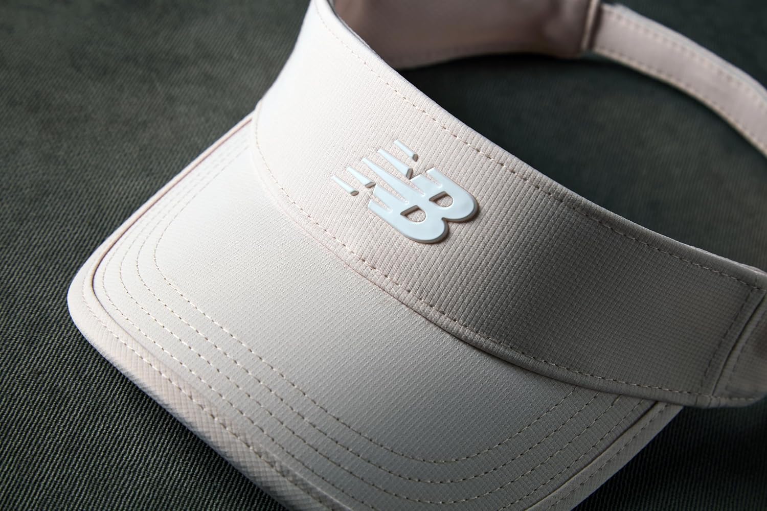 New Balance Women's Lightweight Adjustable Performance Visor - Image 7