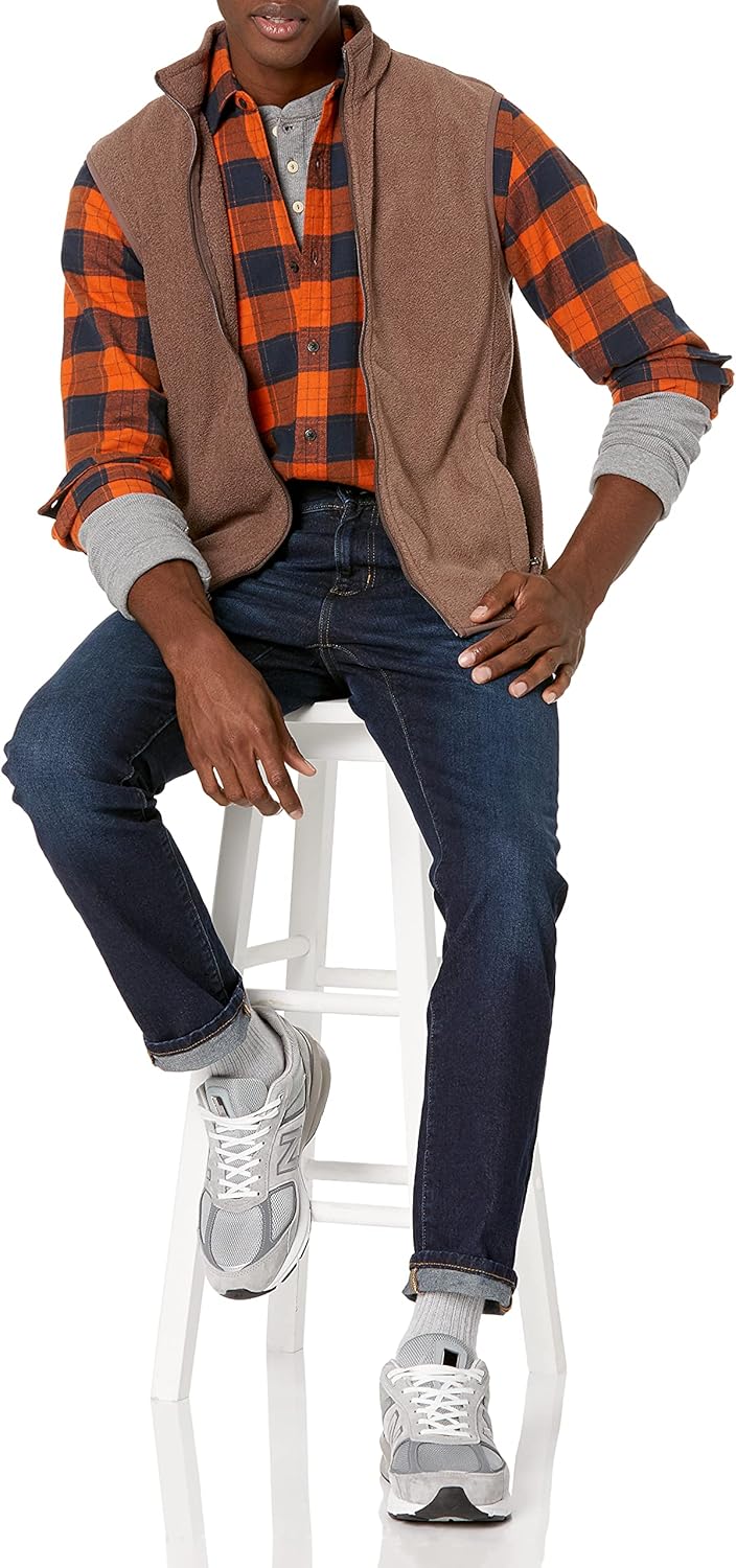 Amazon Essentials Men's Full-Zip Polar Fleece Vest (Available in Big & Tall) - Image 5