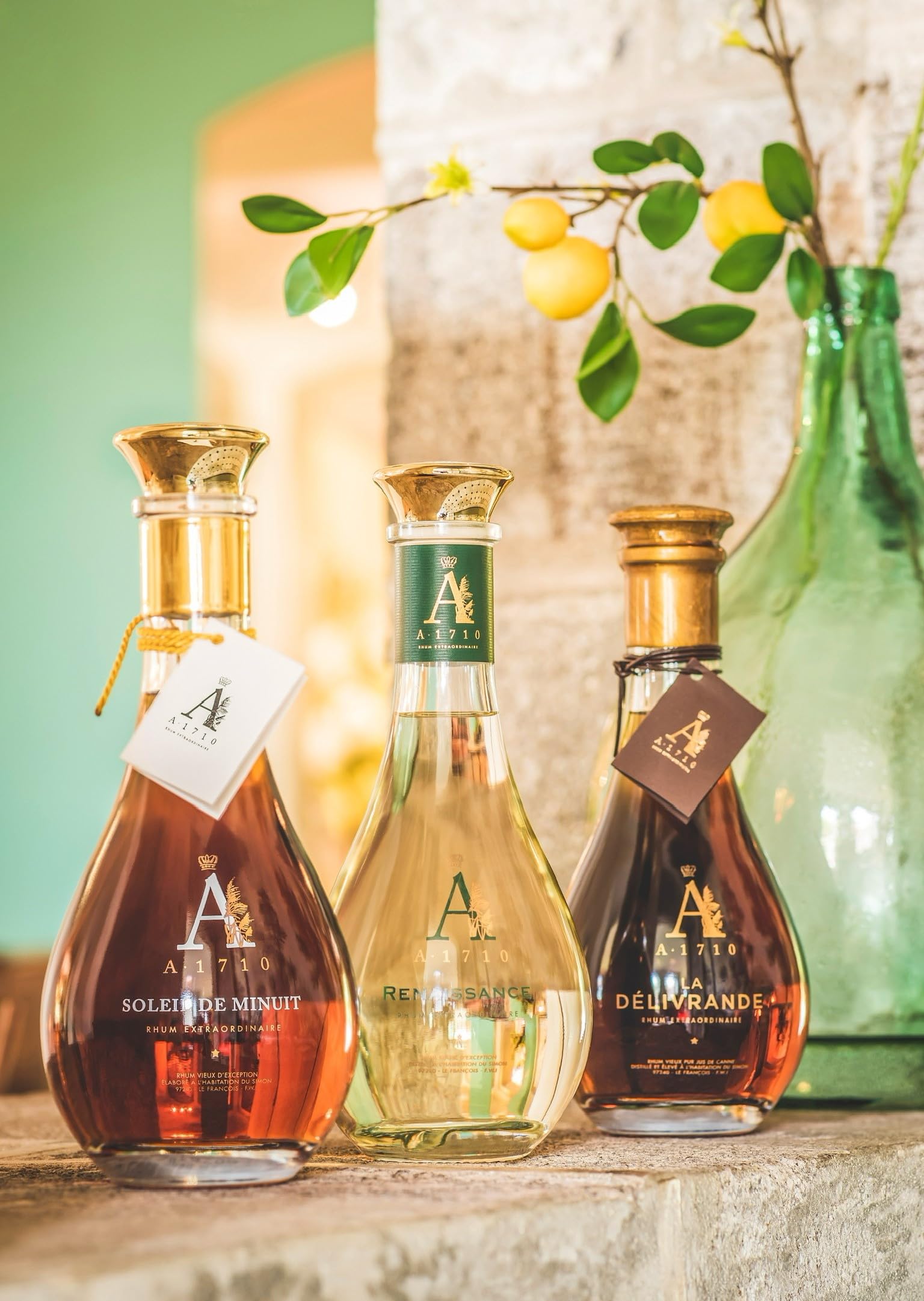 Rhum A1710 Renaissance 52° 70cl : Amazon.fr: Epicerie