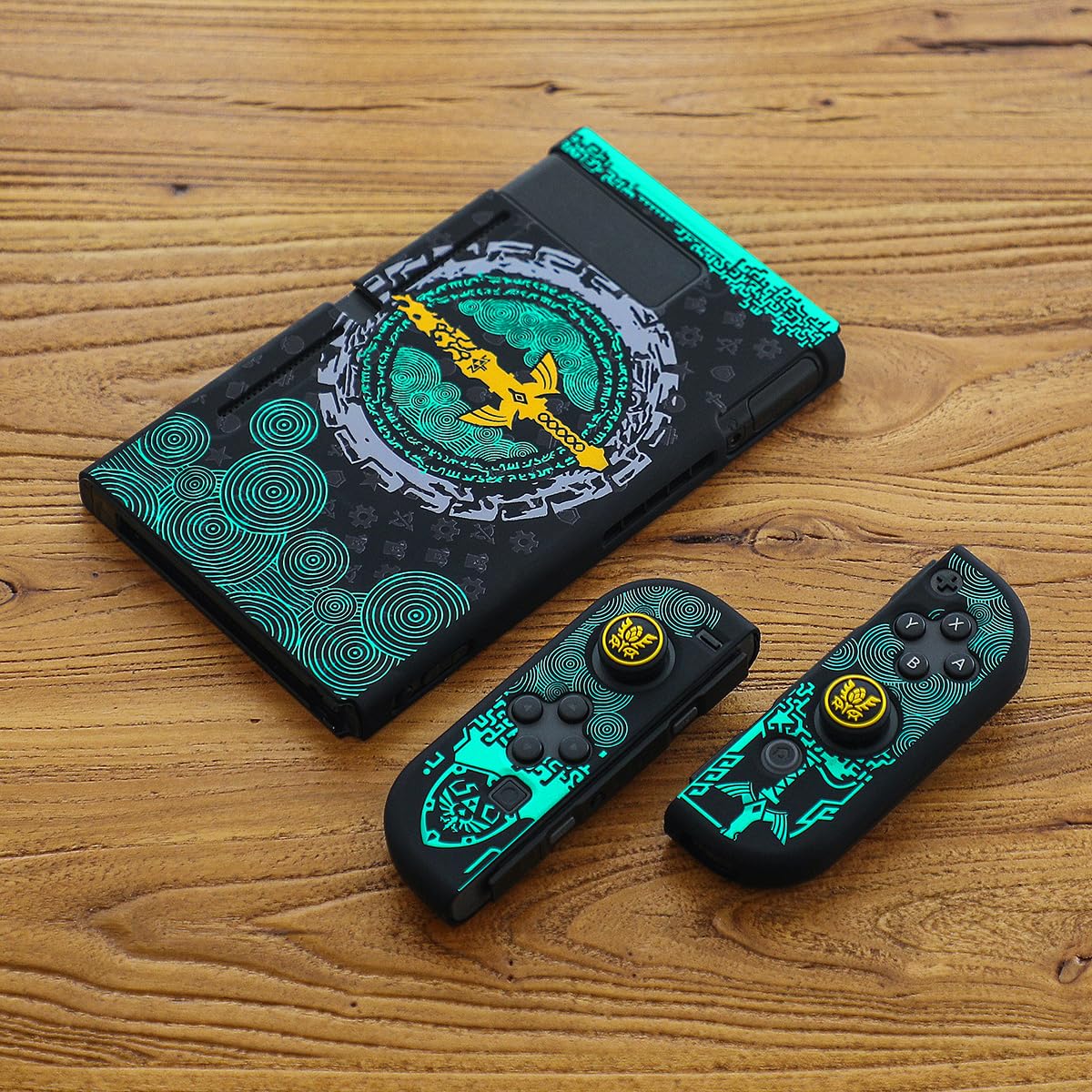 Étui de protection compatible avec Switch, coque rigide pour manettes Switch et Joy-Con avec 4 poignées de pouce, étui de transport Zelda Switch (Zelda larmes of The Kingdom)