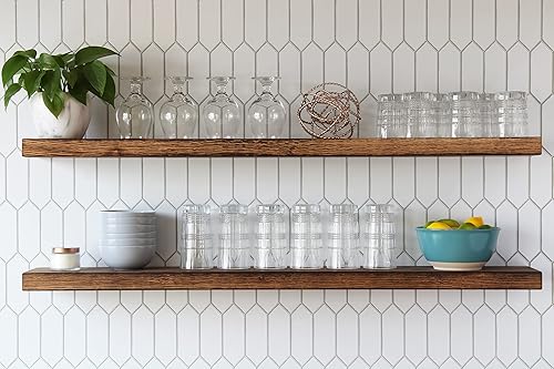 Urban Legacy Accent - Estantes flotantes Madera dura de roble con acabado antorchado y soportes flotantes Juego de 2 (24 x 7 x 2 pulgadas, roble