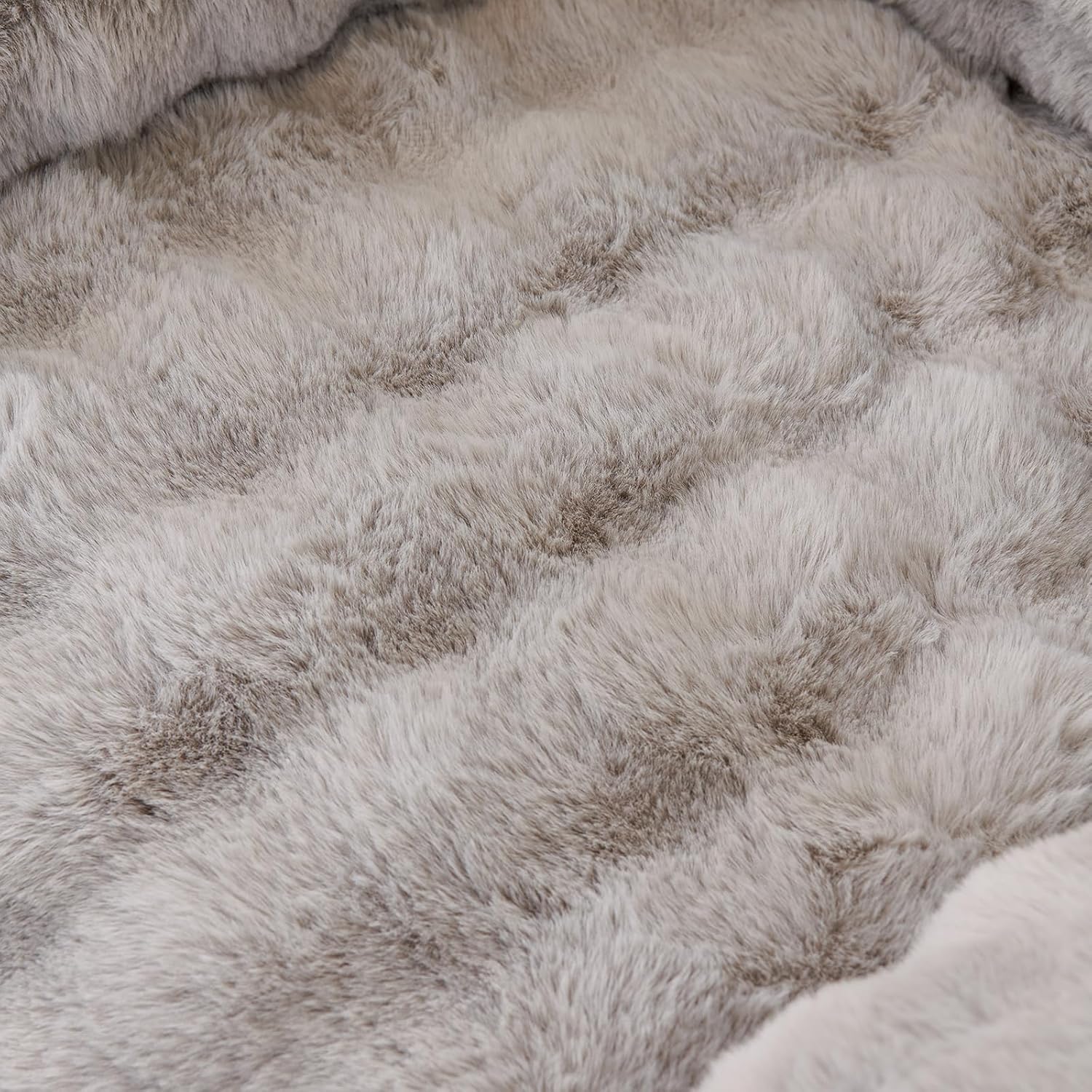 vctops 3 Pieces Faux Rabbit Fur Sofa Armrest Cover for Recliner Chair Non Slip Fluffy Furry Headrest Cover Soft Fuzzy Couch Cover for Dogs Washable Furniture Protector (Light Grey,1 Seat)