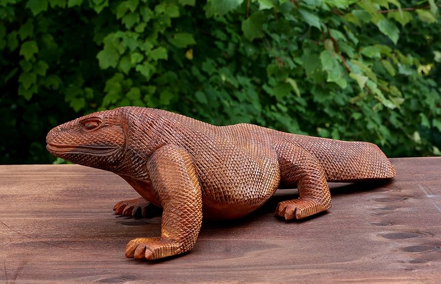 【木彫り・リアル造形】コモドドラゴン オブジェ（全長52cm） 値下げ！【木彫り・リアル造形】コモドドラゴン オブジェ（全長