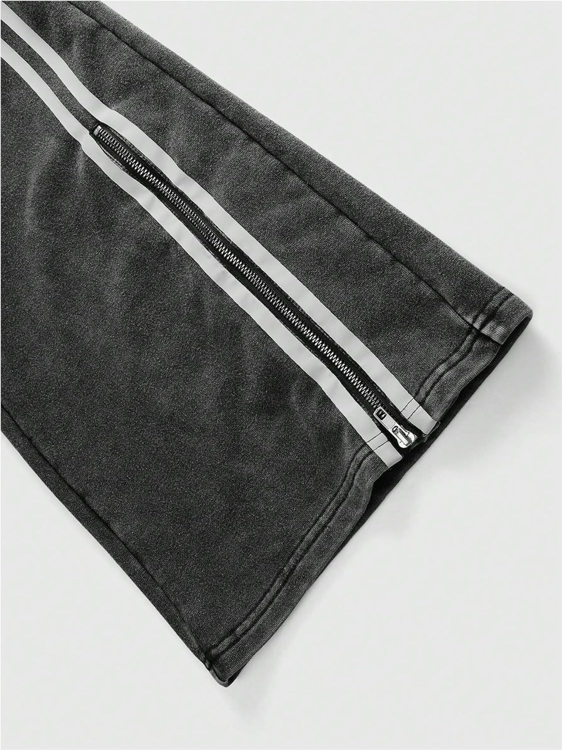 Men's Striped Baggy Sweatpants Y2k Wide Leg Pants Drawstring Graphic Track Pant with Pockets Streetwear - Image 3