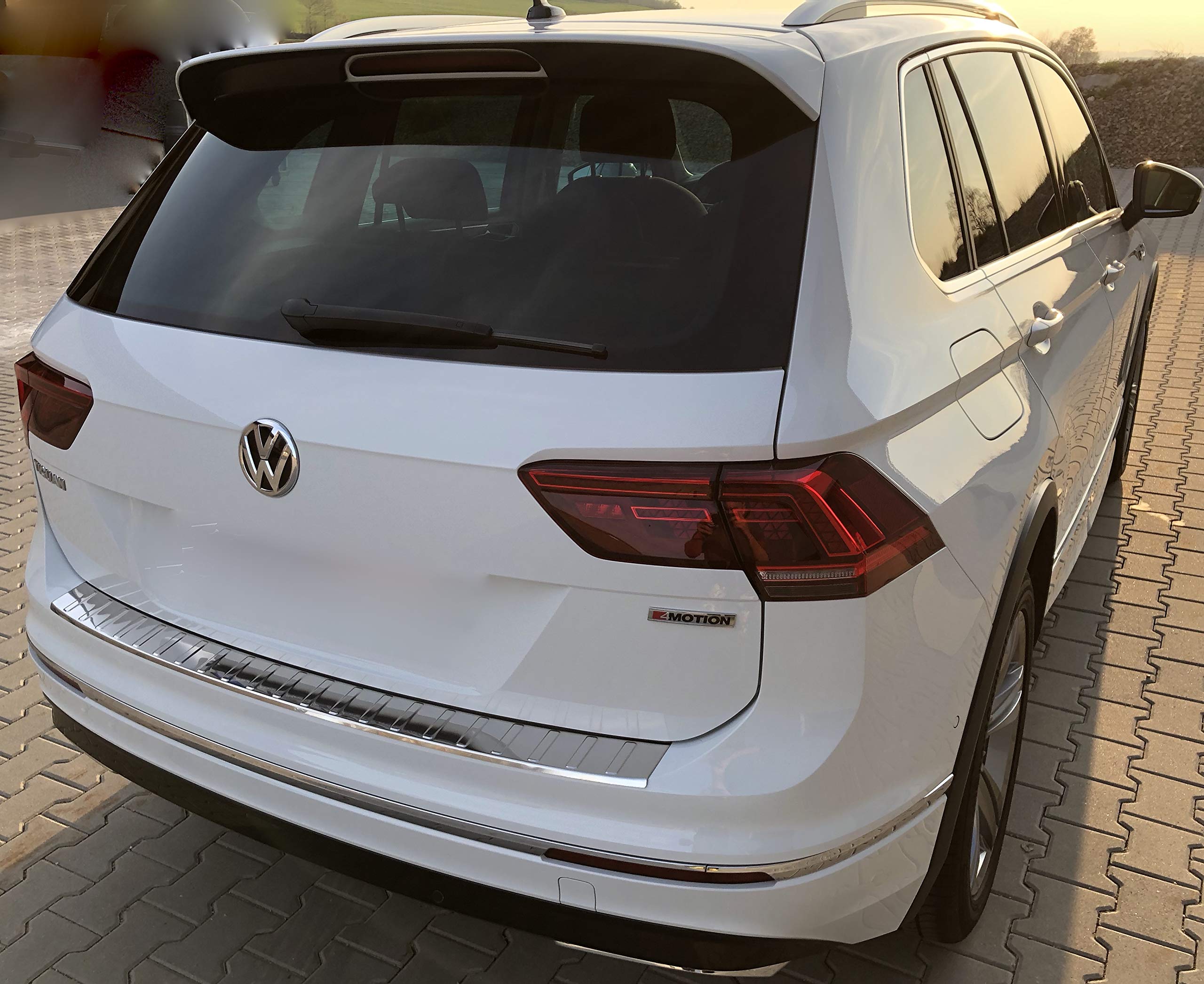 Accesorio VW Passat B7 Variant Protector De Parachoques Trasero Recambo Para VW Passat B7 Combi & Alltrack (2010-2014) - Acero Inoxidable Mate, Protección Borde De Carga Acero Inoxidable Parachoques