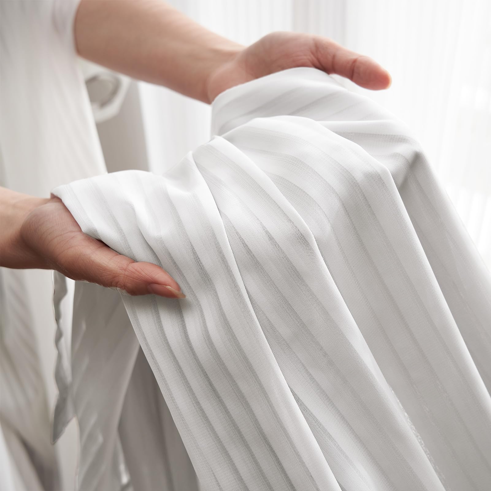 Topfinel Tende per Interni Tende in Voile Semi Trasparente Moderne per La Casa 1 Pezzi con Anelli 300x240 cm per Soggiorno Camera da Letto Bianco