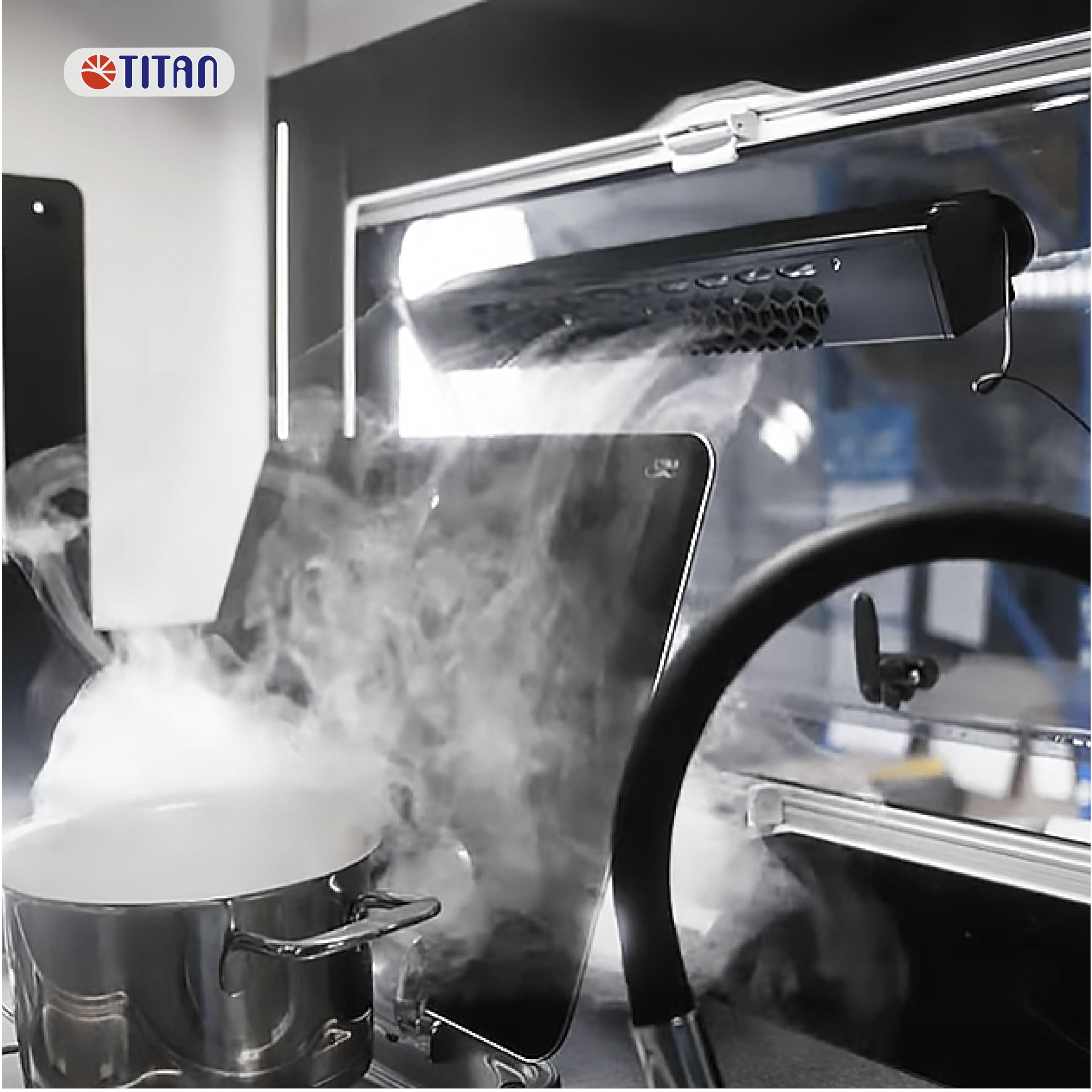 TITAN - Ventilador magnético y portátil IP55 para camping, navegación, cocina y uso doméstico - Compañero esencial para autocaravanas, TTC-SC60(B)