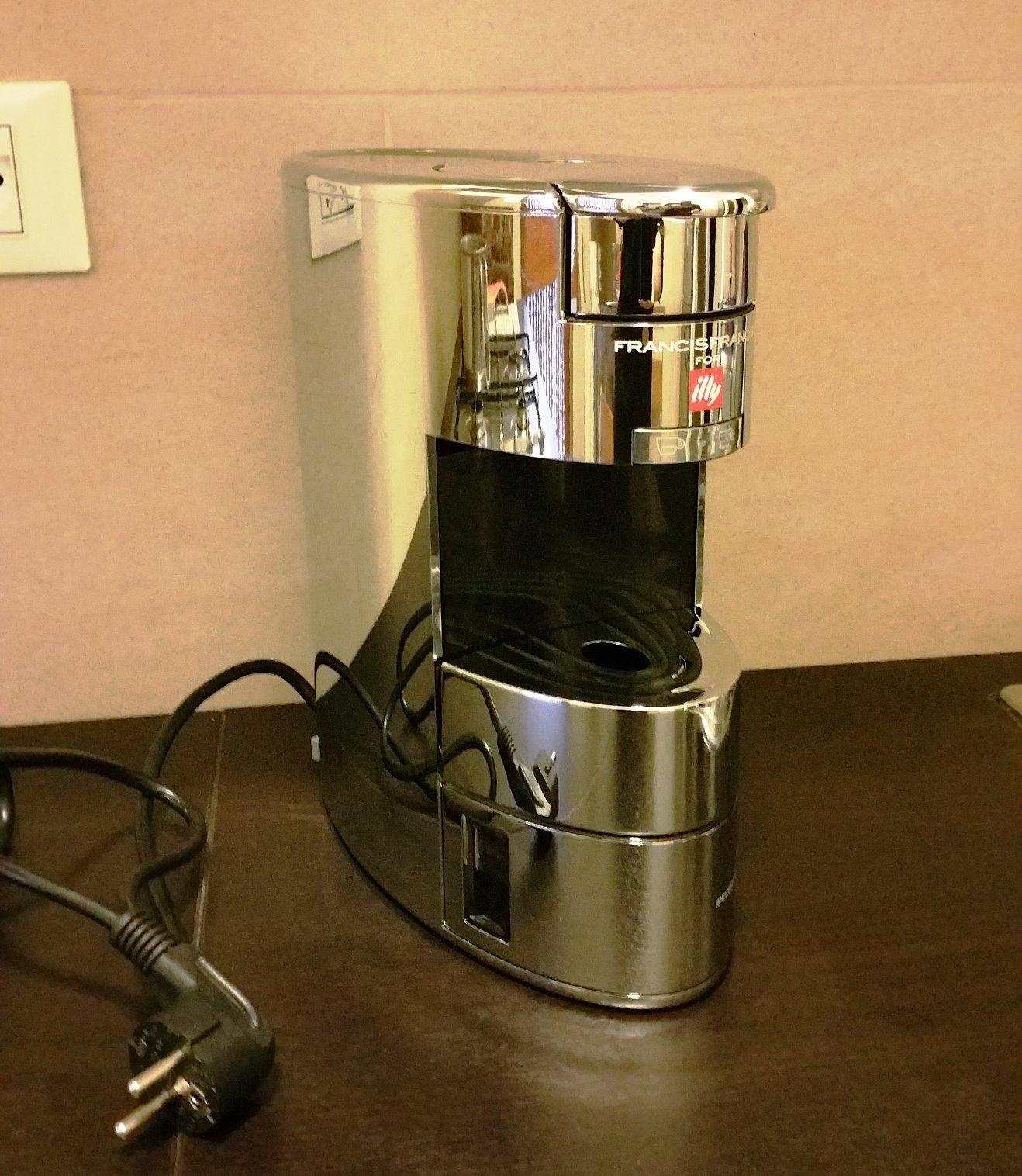 88 Bella la macchina, ottimo il caffè