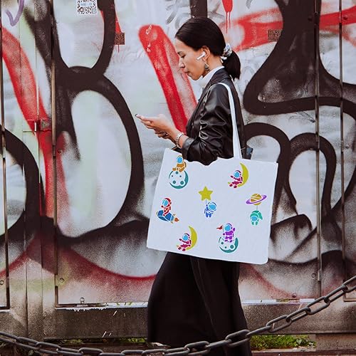 Miniatura 5 de FINGERINSPIRE Linda plantilla de pintura de astronauta de 11.8 x 11.8 pulgadas, 6 estilos de dibujo de astronauta en el planeta, Astros Moon Rocket