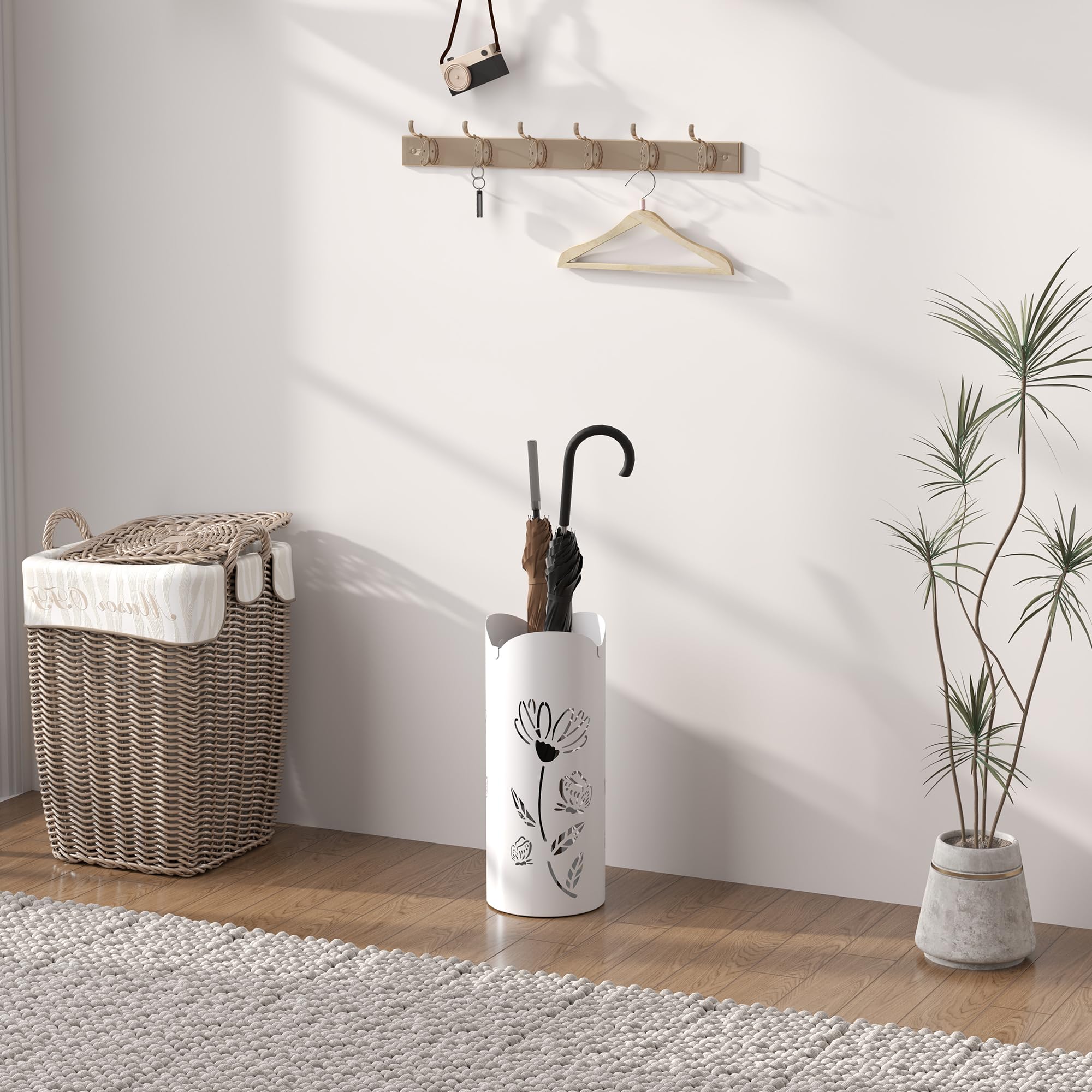 HOMCOM Paragüero de Acero Soporte de Paraguas con 4 Ganchos y Bandeja de Goteo Extraíble Paragüero Blanco para Entrada Oficina 17x17x41 cm
