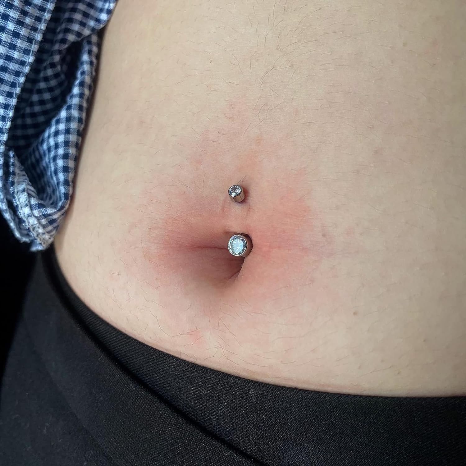 FINE4U ASTM F136 Solid Titanium Belly Button Ring 14G 8mm 10mm 12mm - Hypoallergenic Belly Piercing Jewelry with Cubic Zirconia, Short Bar Navel Piercings Gift for Women - Image 3