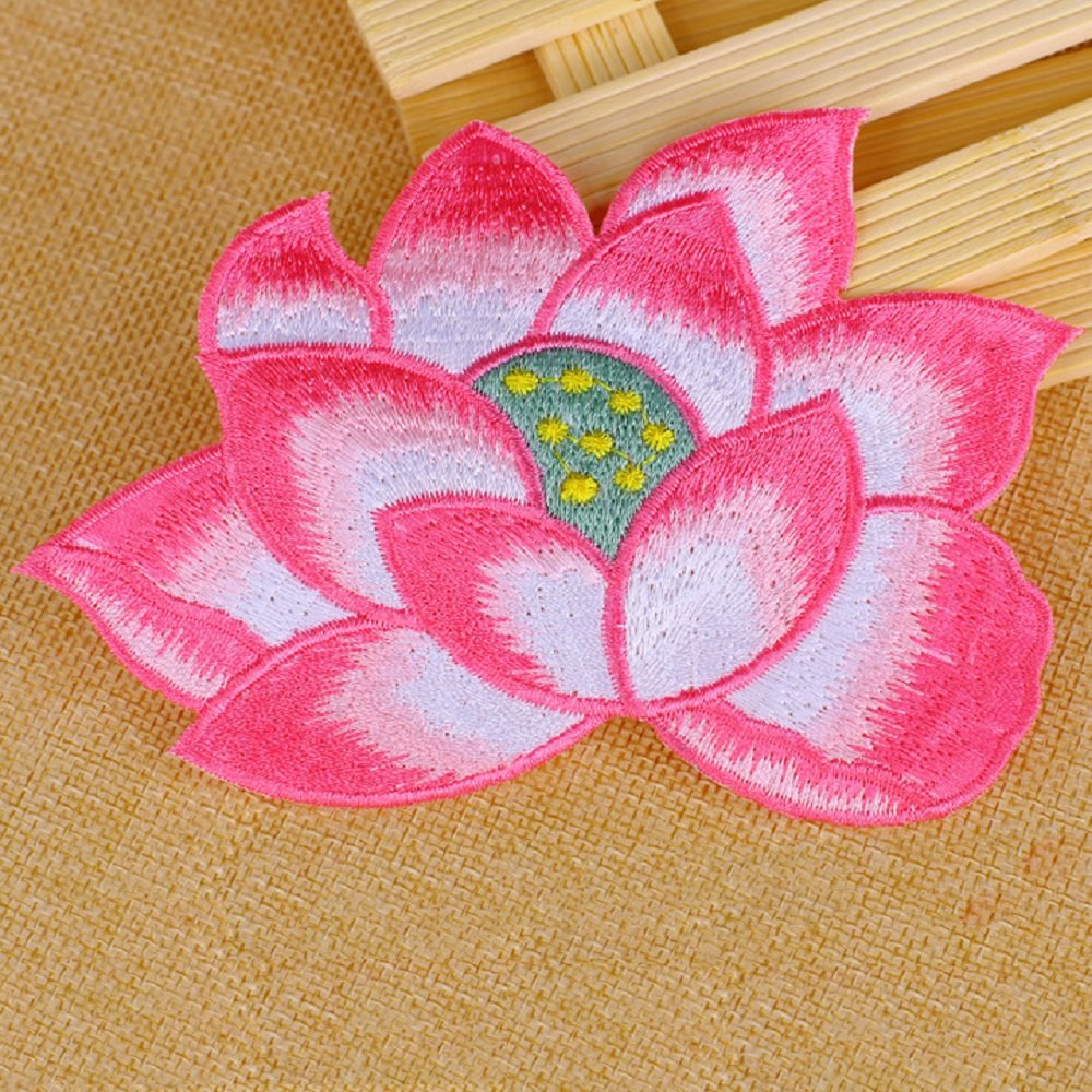 Amazon.co.jp: Peace pigeon DIY ワッペンアイロン接着刺繍蓮の花 4枚