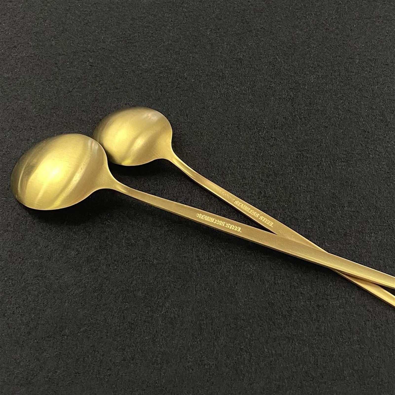 Juego de cubiertos de vajillas mate de oro 36pcs occidental de acero inoxidable vajilla de la cuchara de la cuchara de la cuchara de la cuchara de la cuchara de la cuchara Lavavajillas Caja fuerte