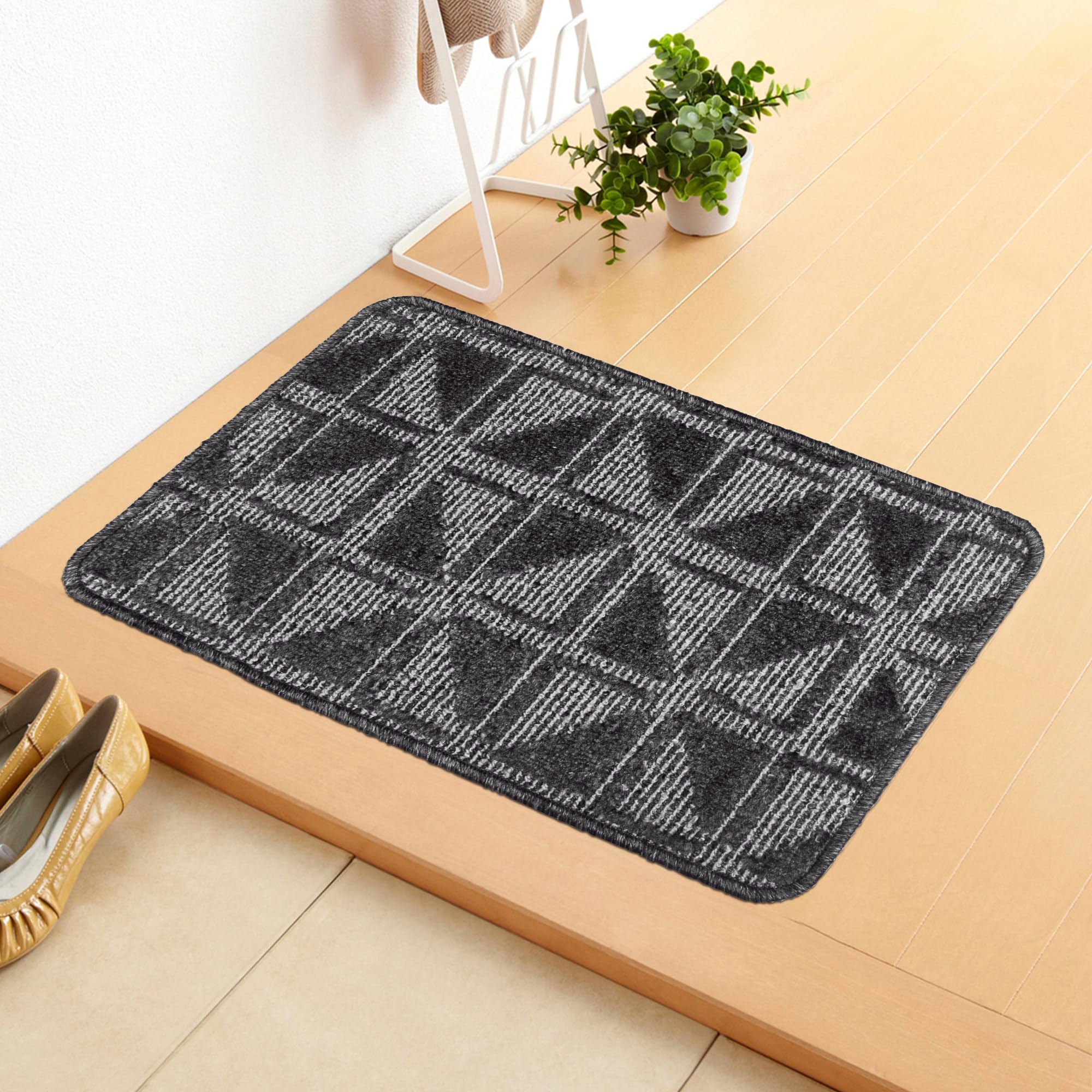 Story@Home Door Mat, Anti-Skid Nylon Kitchen Rugs, 37 x 57 cm, Grey & Black Geometric Design, Essential Kitchen Accessories Items for Home Decor, Bathroom & Kitchen, Perfect Home Decor Items for Hall
