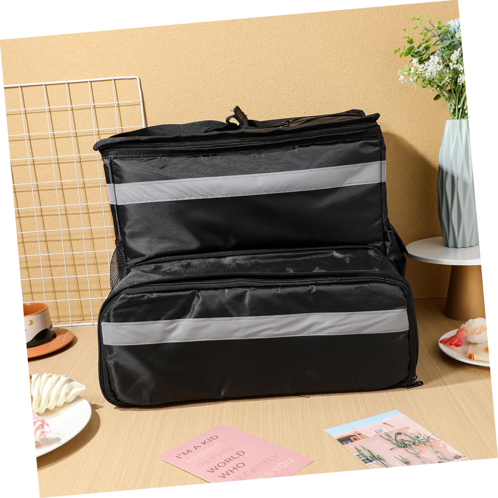GLEAVI Mochila Térmica para Reparto de Comida, Oxford Negro | Gran Capacidad, Bolsillo Frontal Ampliable, Tiras Reflectantes, Retención de Temperatura y Visibilidad