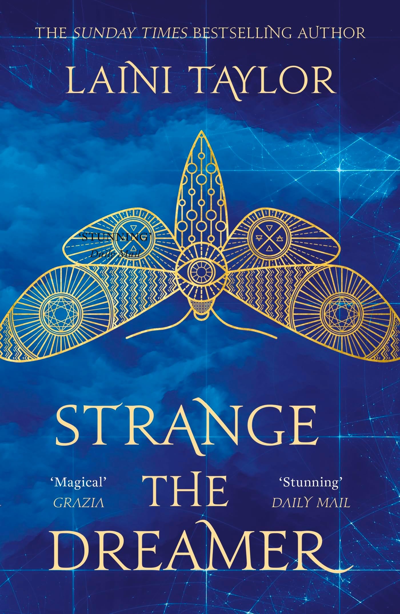 Strange the Dreamer: The magical international bestseller
