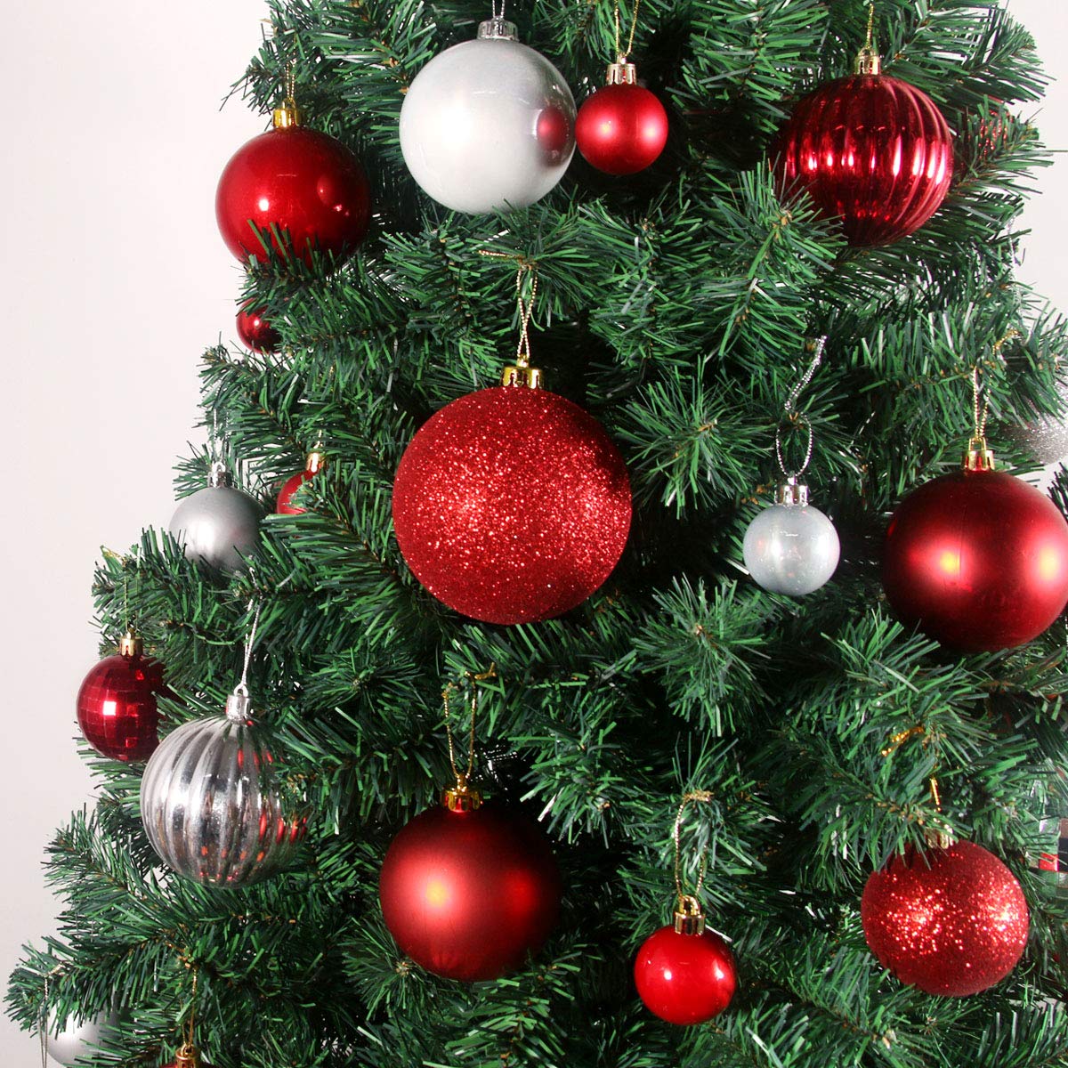 Lot de 18 grandes boules de Noël incassables à suspendre pour anniversaire, Halloween, vacances, mariage, décoration noel (argenté/rouge) - 8,1 cm