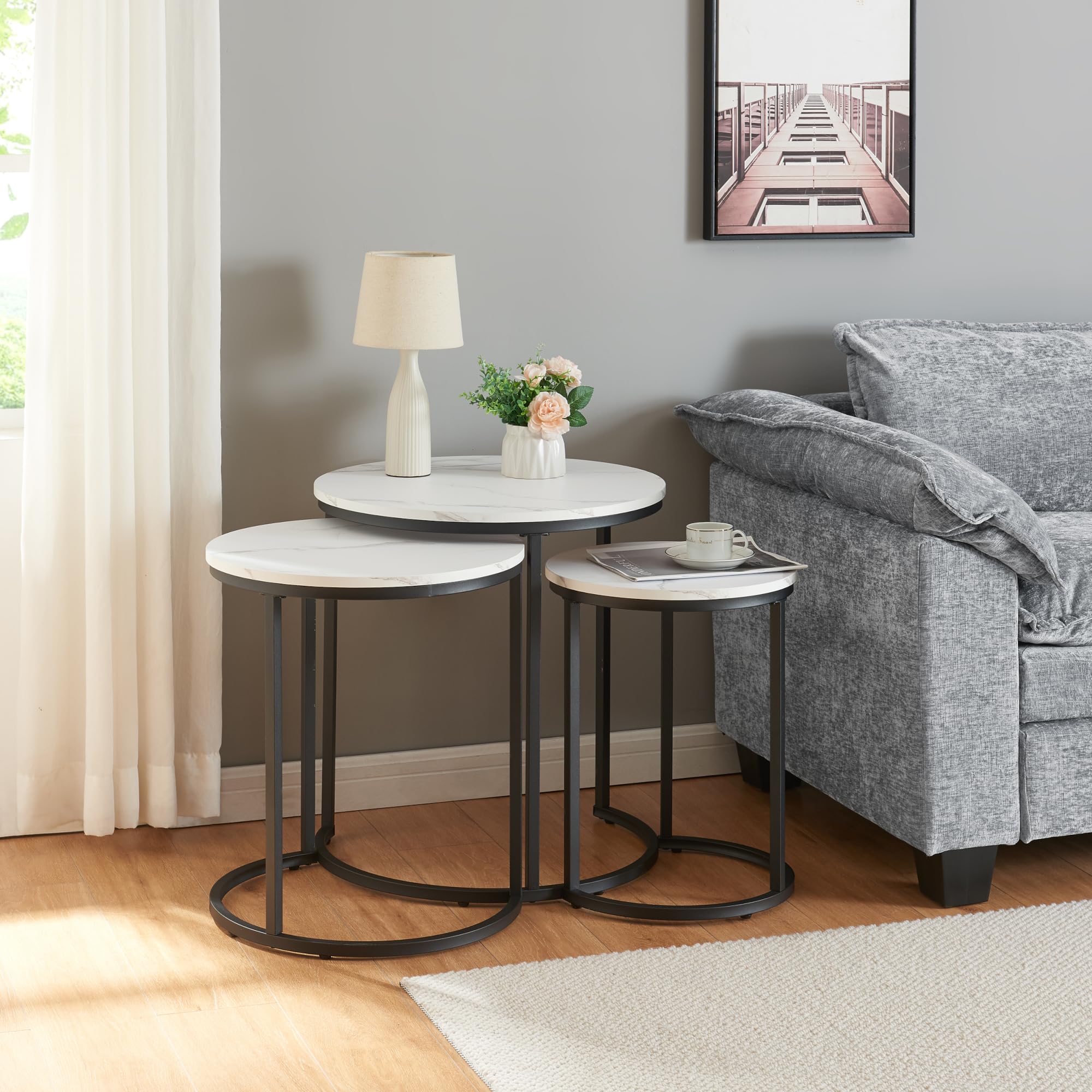 [en.casa] Beistelltisch 3er Set Ulricehamn Satztisch Metallgestell ineinander verschiebbar Wohnzimmertische im Set rund Sofatisch Marmoroptik Weiß