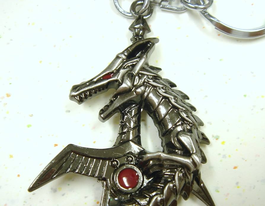 Amazon.co.jp: 魔界のドラゴン夜光剣キーホルダー ブラック顶