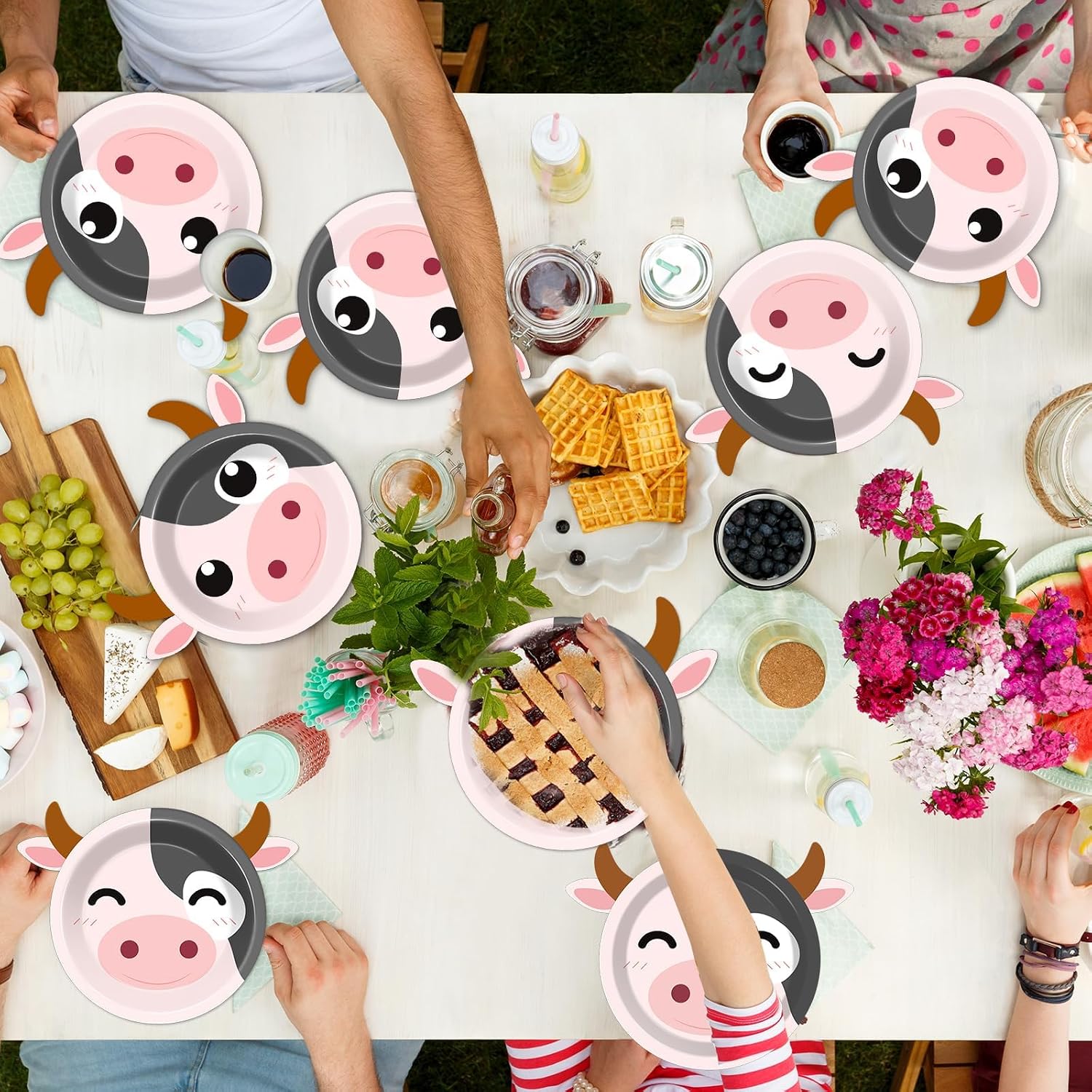 50 Count Cow Paper Plates Cow Print Baby Shower Plates Farm Animal Birthday Disposable Plates Zoo Theme Party Supplies Dinnerware Cow Cake Plates for Gender Reveal Boy Girl Kids Party Decorations