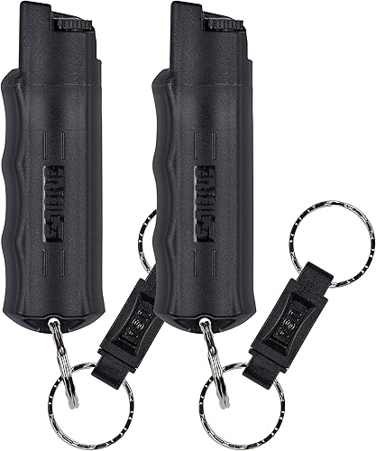 SABRE Defense Spray, fórmula 3 en 1 que contiene spray pimienta de máxima resistencia, gas lacrimógeno militar CS y tinte de marcado UV, llavero de