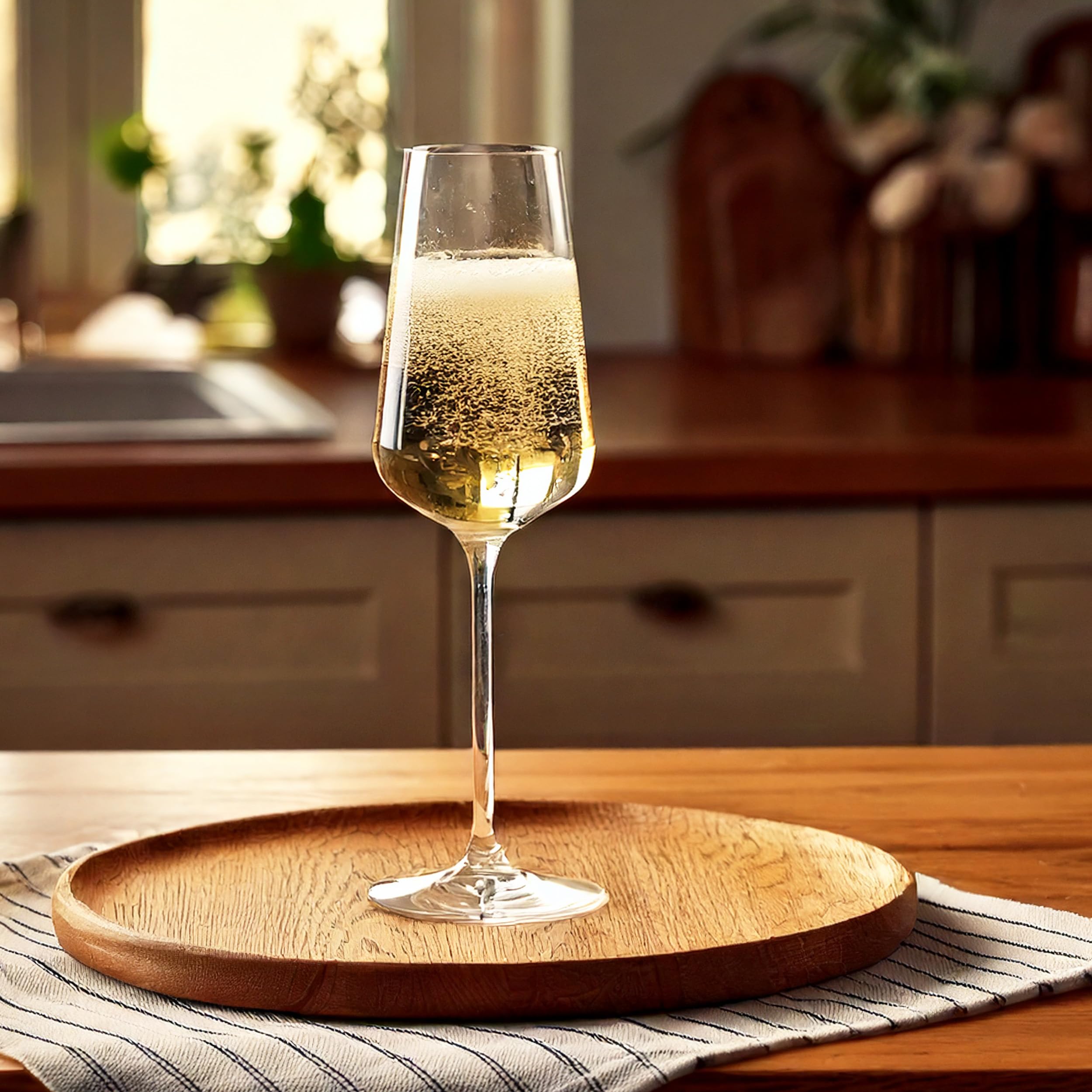 Stölzle Lausitz Starlight Champagnergläser Sektgläser 290 ml, 6er-Set | Elegante Champagnergläser und Sektkelche für Sekt und Prosecco, aus bleifreiem Kristallglas, stoßfest & spülmaschinengeeignet