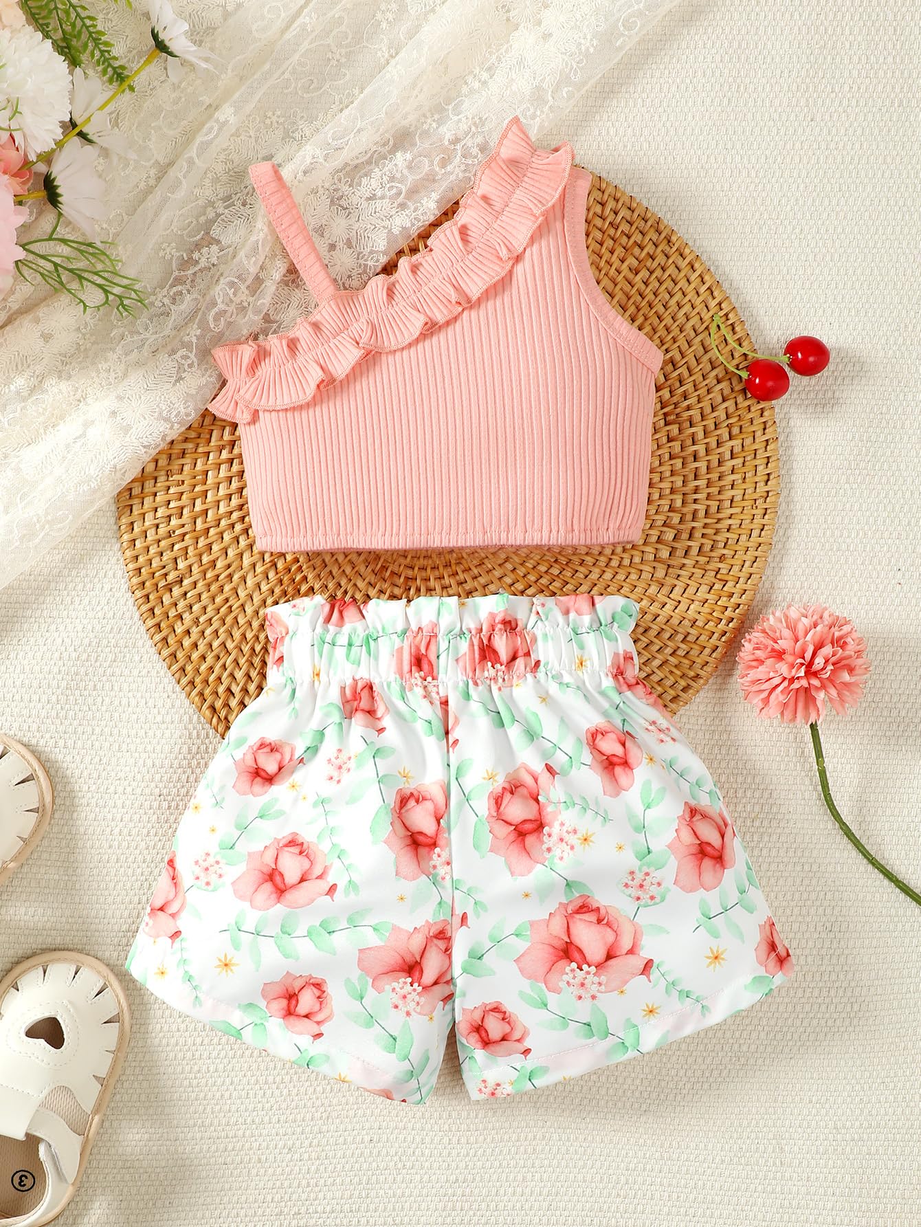 Conjunto de ropa de verano para bebé niña con volantes y un hombro descubierto, 2 piezas — view 2