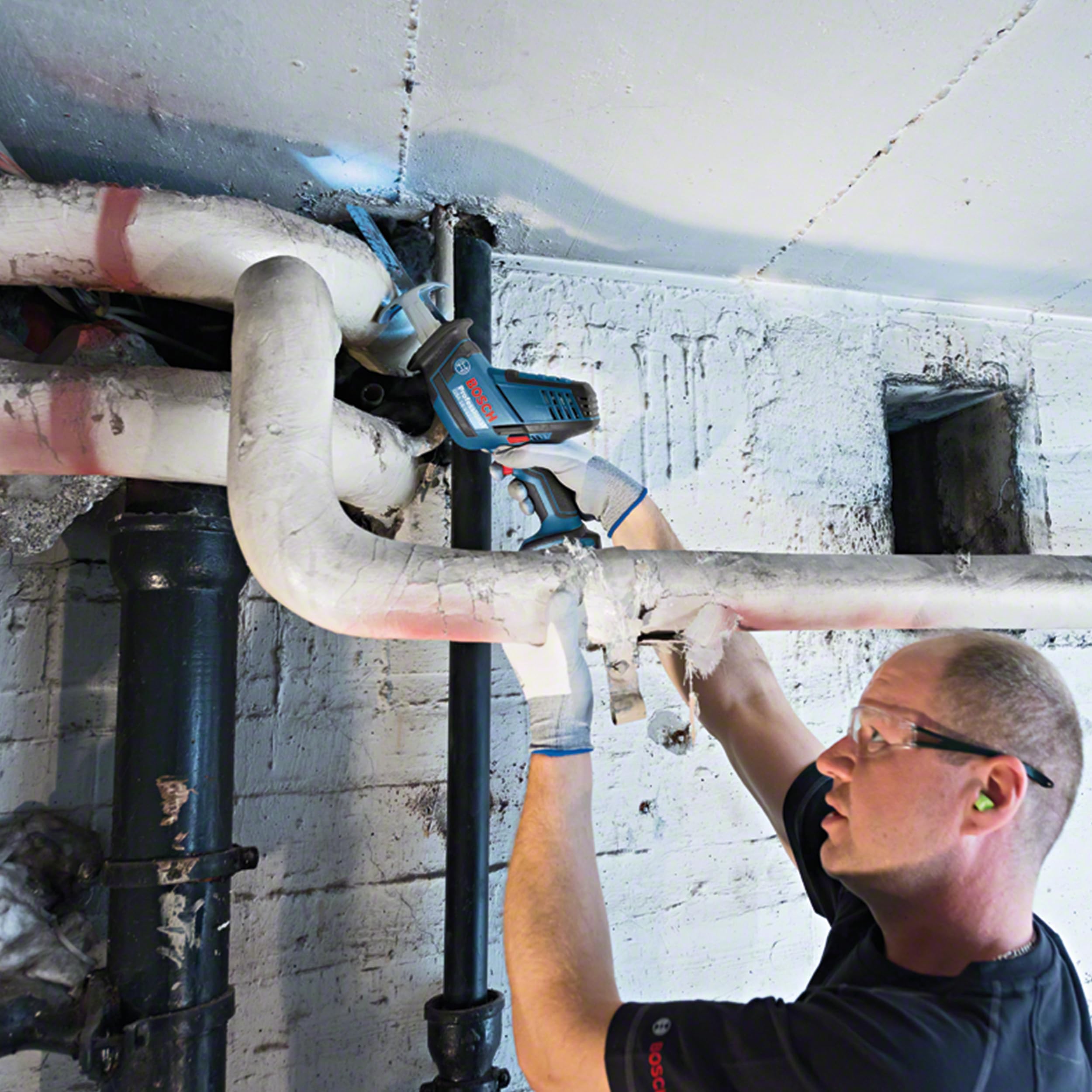 Bosch Professional 18V System Akku Säbelsäge GSA 18 V-LI (inkl. 2x Säbelsägeblatt (Holz/Metall), L-BOXX, ohne Akku/Ladegerät)