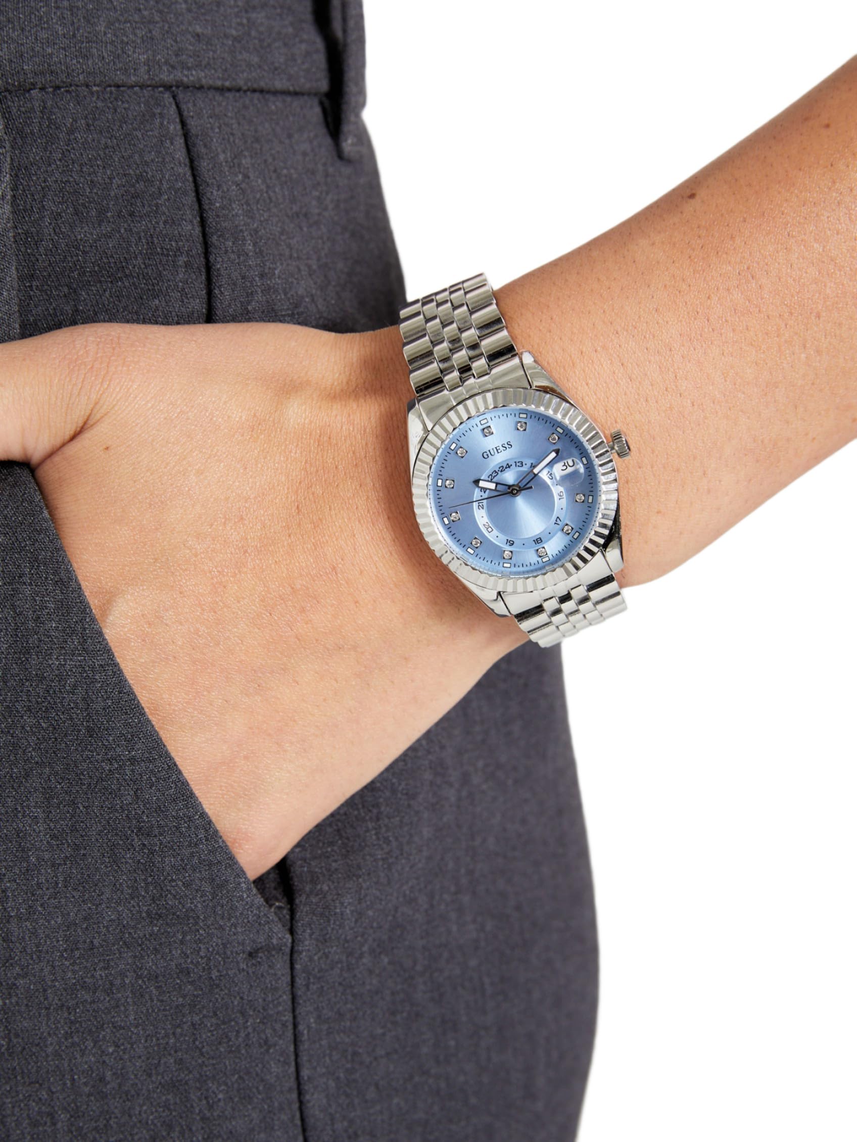 Guess Damski srebrny zegarek Jada 34 mm z paskiem ze stali nierdzewnej i ochroną przed wodą 3 bary - GW0936L1