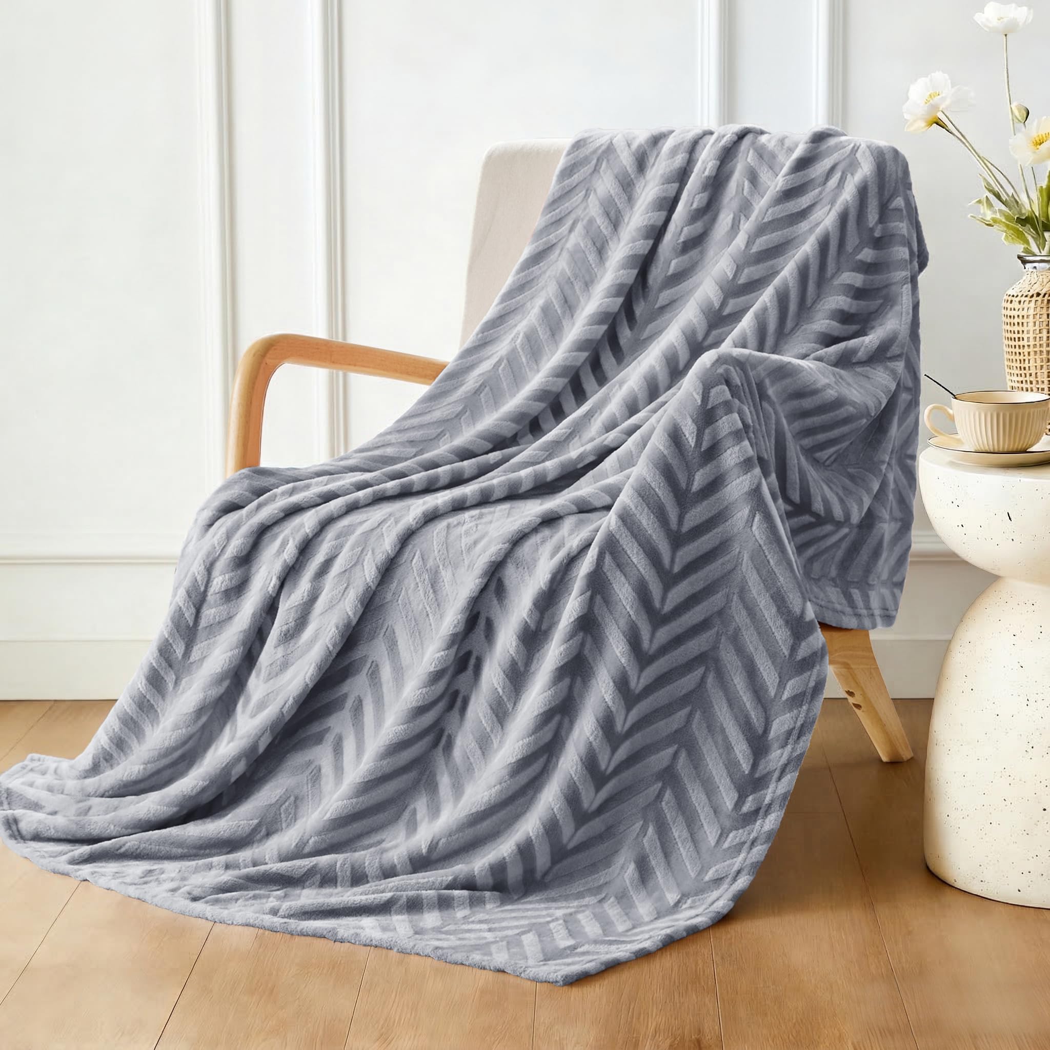 Whale Flotilla Flannel Fleece Throw Blanket for Sofa, 130x150 CM Soft Fluffy Velvet Sofa Blanket with Decorative Chevron Pattern for All Season, Warm and Lightweight, Silver Grey