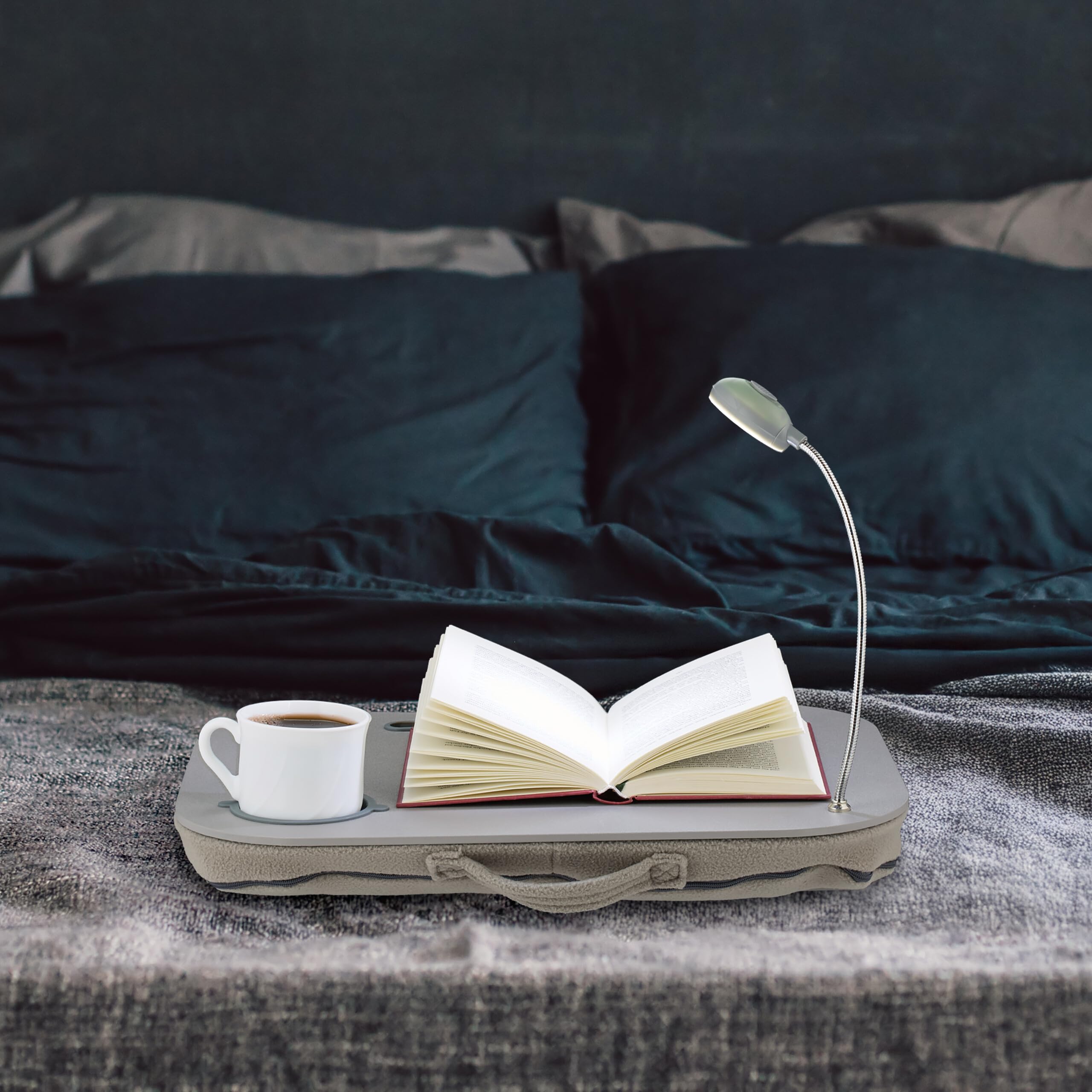 Mind Reader Lap Desk Laptopstandaard, Bedlade, inklapbaar, kussen, draagbaar, slaapzaal, kunststof, 37,5 cm L x 28,5 cm B x 18,5 cm H, rood Mind Reader Lap Desk Laptopstandaard, Bedlade, inklapbaar, kussen, draagbaar, slaapzaal, kunststof, 37,5 cm L x 28,5 cm B x 18,5 cm H, rood