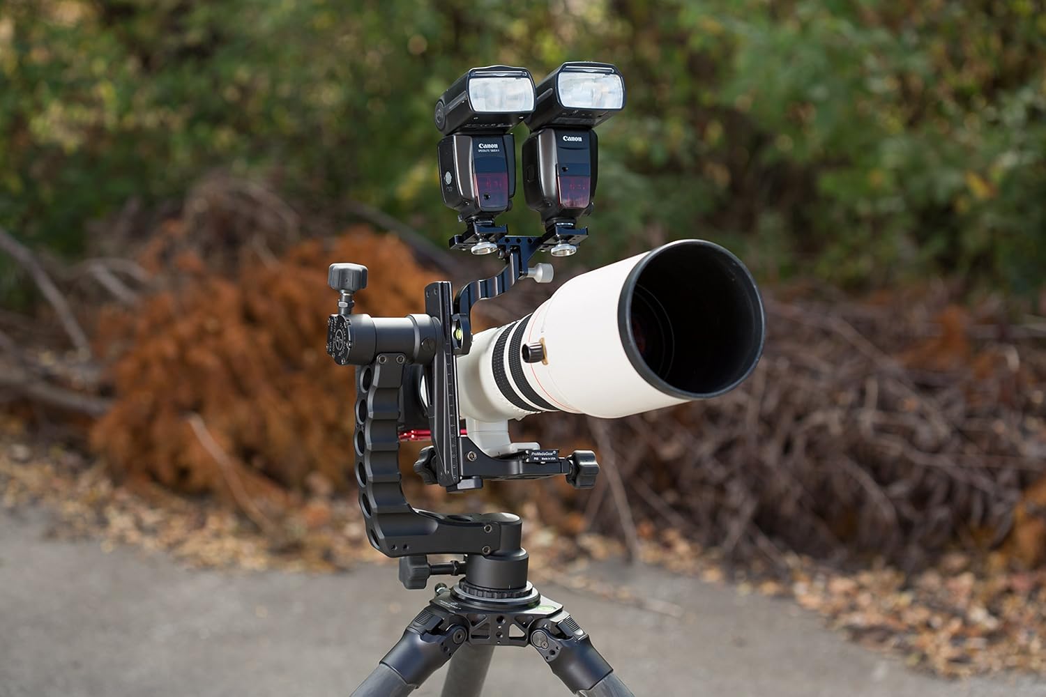 Tор Brаndѕ Gimbal Head for Telephoto Lenses by ProMediaGear: Camera Accessory for Outdoor and Wildlife Photography, CNC Precision Machined Parts, Smooth Panning, Lightweight Aluminum, Scratch Resistant Finish