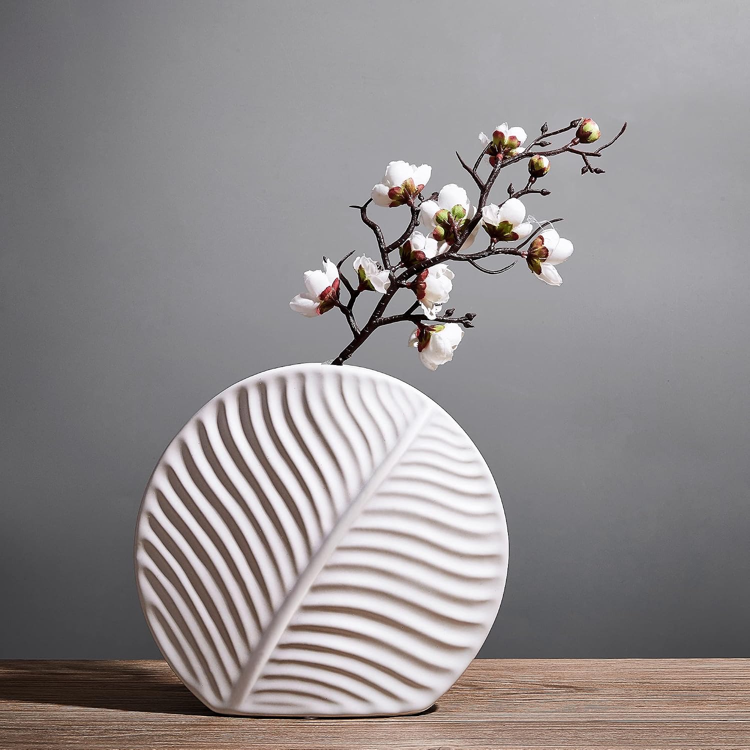 Vases Home Decor, 9" White Ceramic Vase Art Deco Decor, Fall Vase for Table Decor, Shelf Decor Aesthetic, Nightstand Decor, Console Table Decor, Housewarming Gift (Medium) 9 inch M