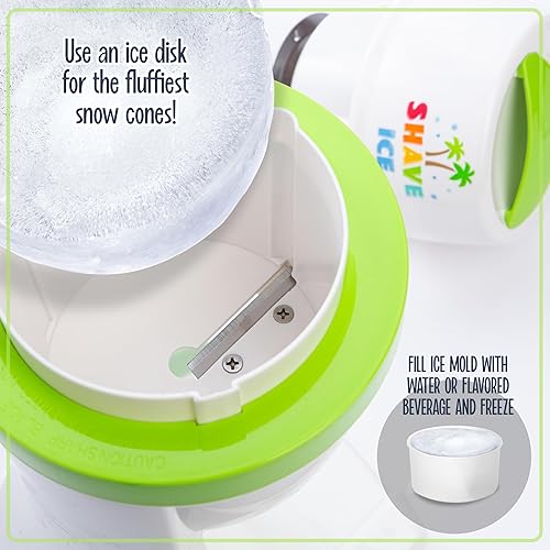 Miniatura 5 de Nostalgia Máquina de granizado retro con cono de nieve, incluye 1 taza de plástico reutilizable y moldes de hielo, color blanco, verde