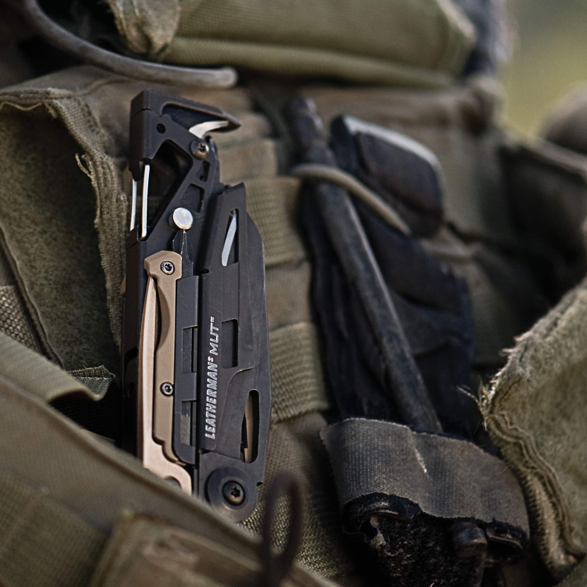 Amazon | LEATHERMAN ( レザーマン ) マルチツール MUT BLACK マット 