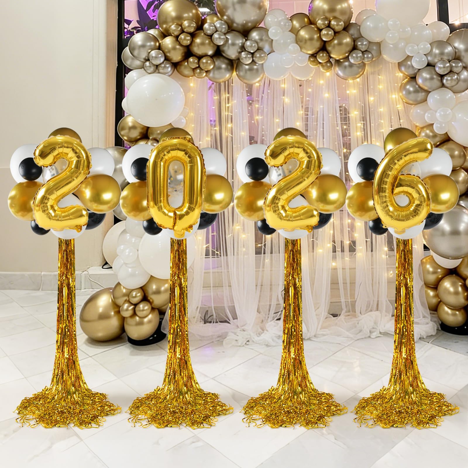 Decoraciones de graduación 2026: juego de 4 topiarios de globos de pie, kit de soporte para globos, centros de mesa de fiesta con cortinas de lluvia doradas, decoraciones de clase de 2026 para jardín