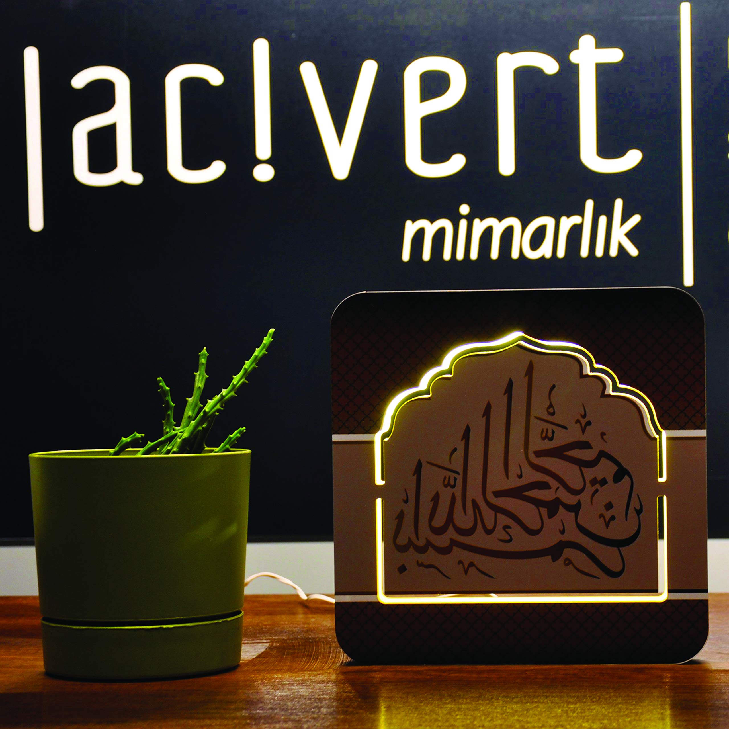 Lacivert Ahşap Gece Lambası