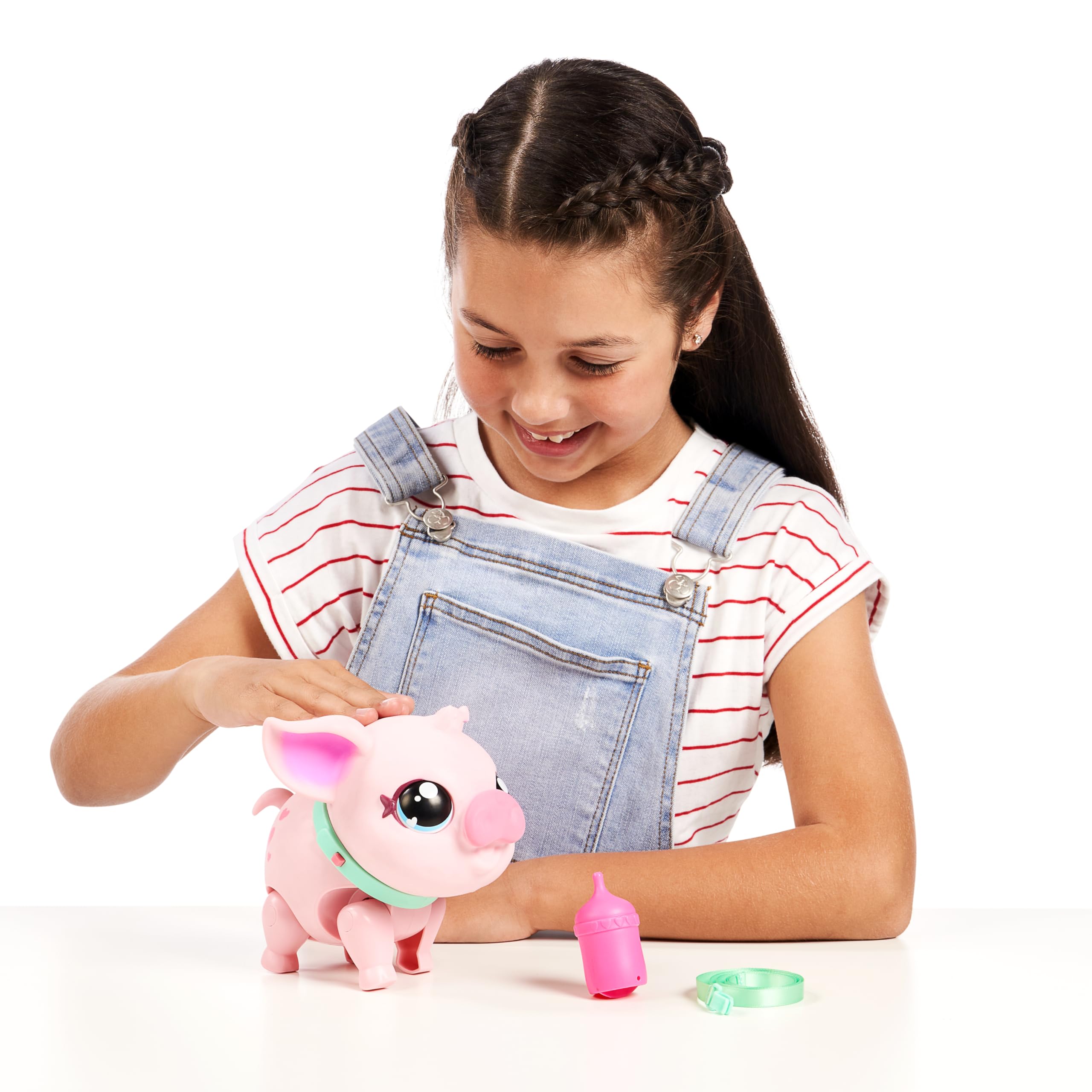 Little Live Pets My Walking Pig cerdita interactiva, Suave y Alegre Que Camina, Baila y te acaricia con la Nariz. Más de 20 Sonidos y reacciones. Pilas Incluidas. A Partir de 4 años.