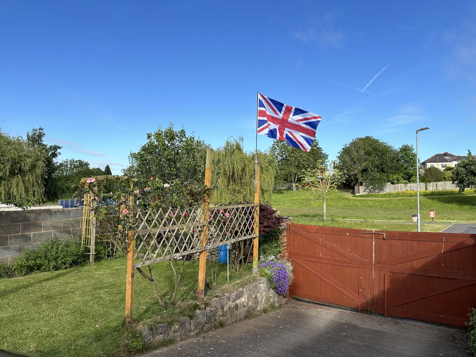 Great Britain Flag Brass Eyelets Jumbo 8x5 FT Union Jack Flag - UK Great Britain Brass Eyelet, Perfect For Sports & Events Large British Flag - Foto 5