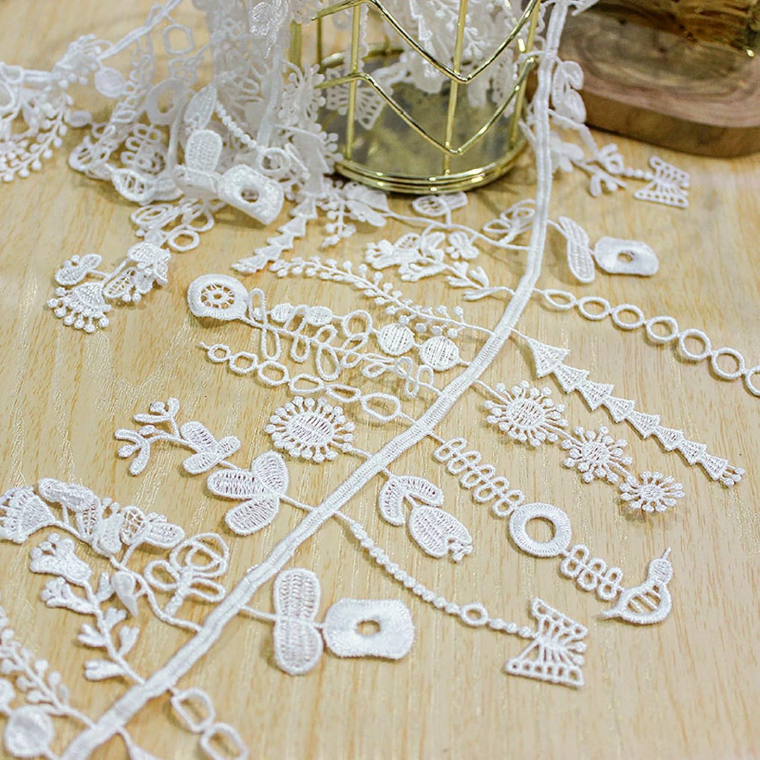 Dressmaking Frilled Trim, 2Y White Black Water Soluble Lace Fabric Embroidered Ribbon Trim Edge DIY Crafts Dresses Curtains Tassel Fringe Decor(Style 1)