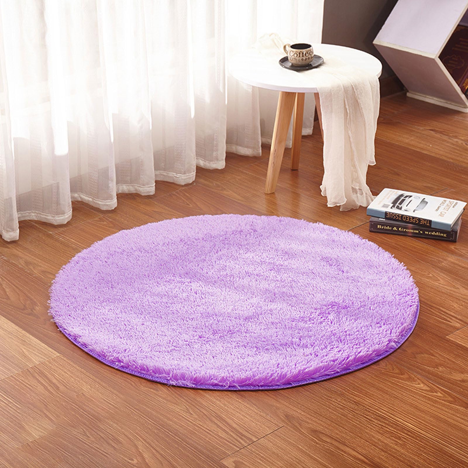 Tapis de chambre à coucher dense en peluche douce qui ne perd pas ses poils