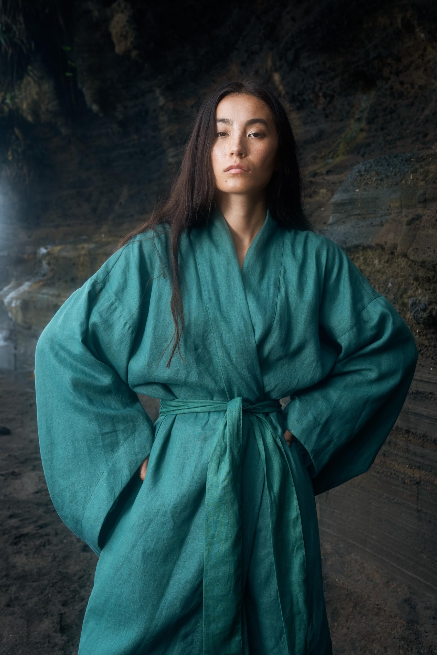 TATI Linen Kimono for Women - Lightweight 100% Linen Robe - Summer Beatch Cover Up - One Size
