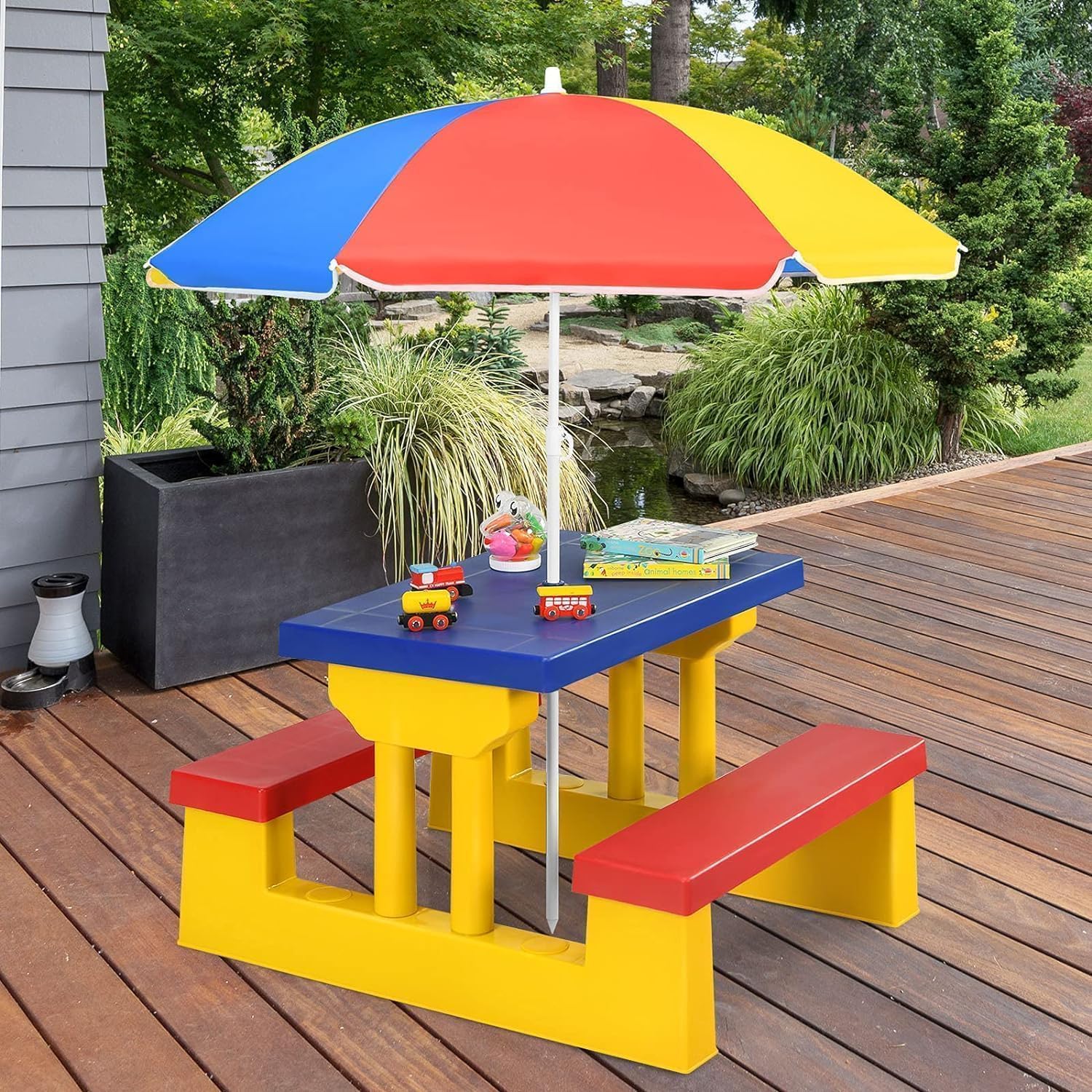 GOPLUS Table Pique-Nique Enfant, Table Extérieure Enfant avec Parasol Amovible, Salon de Jardin en PP, Petit Banc pour Balcon, Patio, Terrasse (Bleu+Rouge+Jaune)