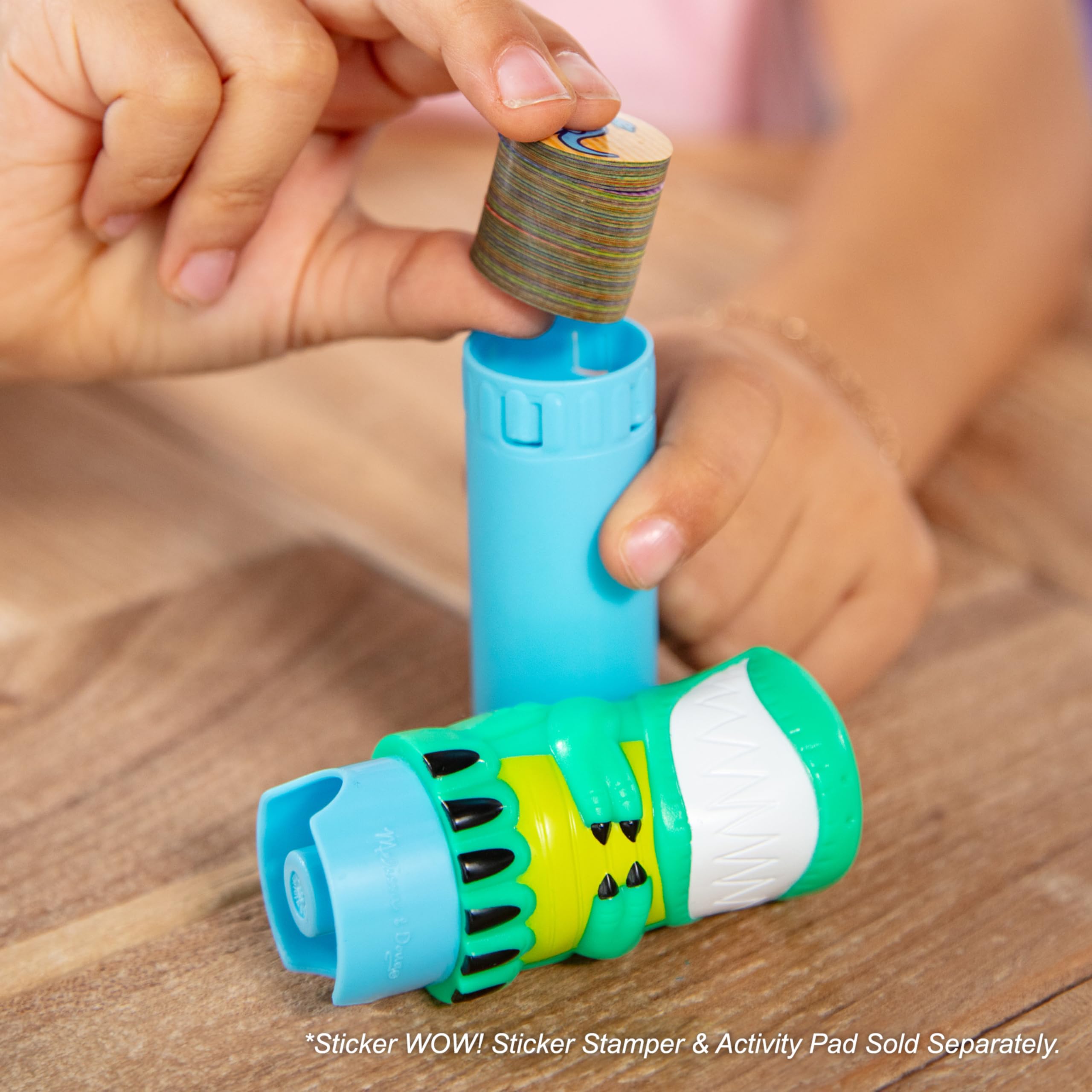 Melissa & Doug Naklejka WOW 300 uzupełniających naklejek do stempli sztuki i rzemiosła Fidget Toy Collectibles–Dinozaur prehistoryczny motyw, różne (tylko naklejki) – usuwalne naklejki, zabawki