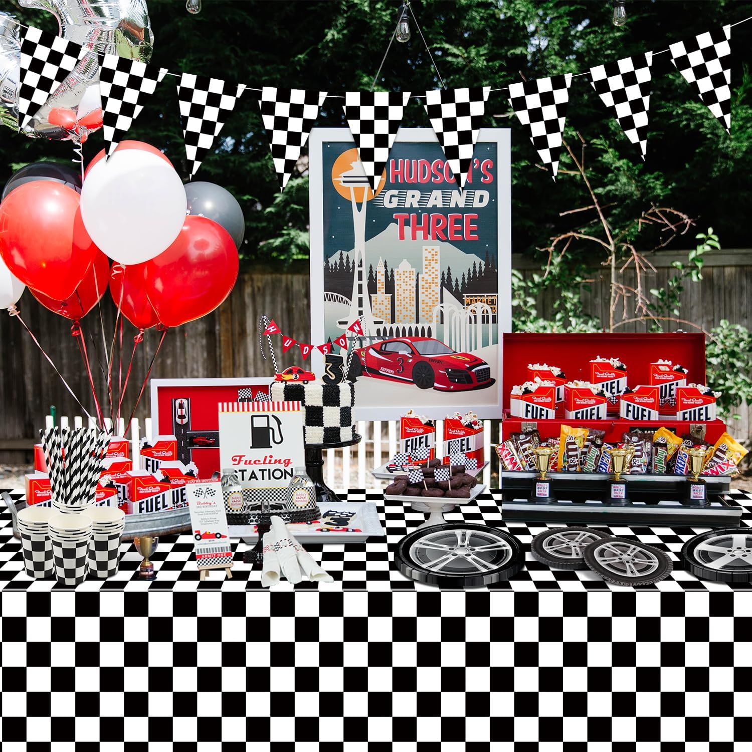 Kit Décoration Anniversaire Voiture De Course Pour 20 Personnes - Assiettes, Gobelets, Nappe Et Drapeau Damier Nappe Damier Course Auto