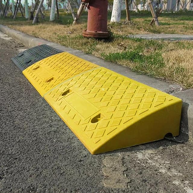 monshop Kerb Ramps - 5/9cm Height Curb Ramps, PVC Plastic Threshold Ramps, Portable Lightweight Door Ramp Outside For Wheelchairs, For Driveway Car Truck (A: 50X22X5 Cm/B: 50X27X9cm) Black/yellow